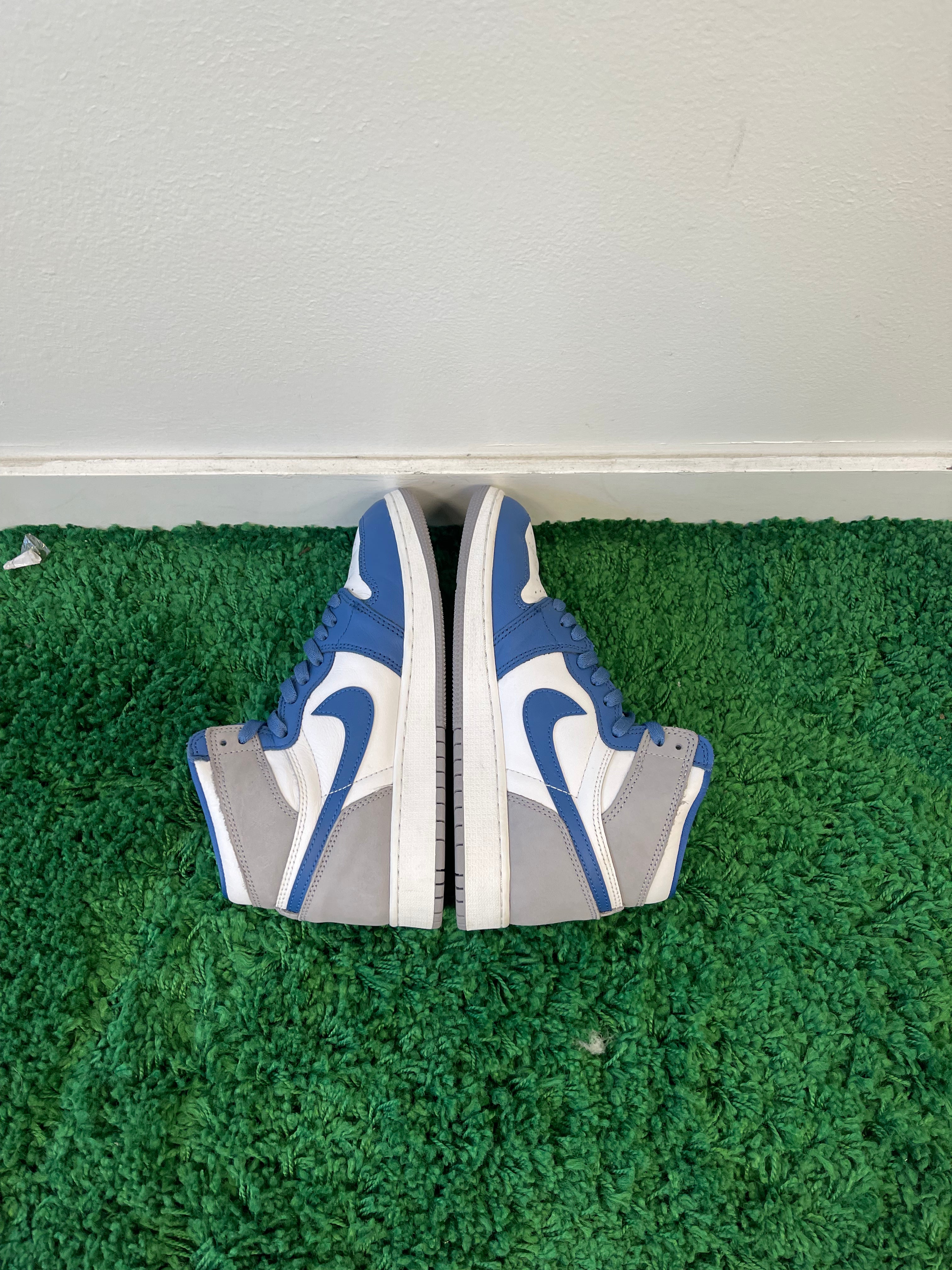 Used Jordan 1 Retro High OG True Blue (Youth)