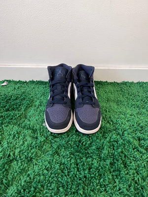 Used Jordan 1 Mid Sanded Purple (Youth)