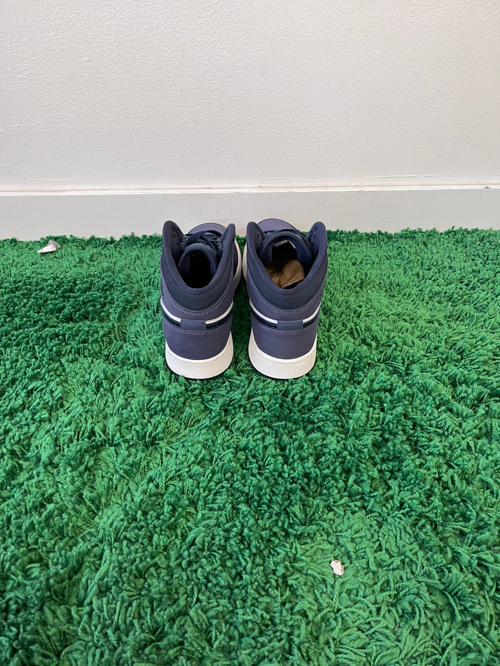 Used Jordan 1 Mid Sanded Purple (Youth)