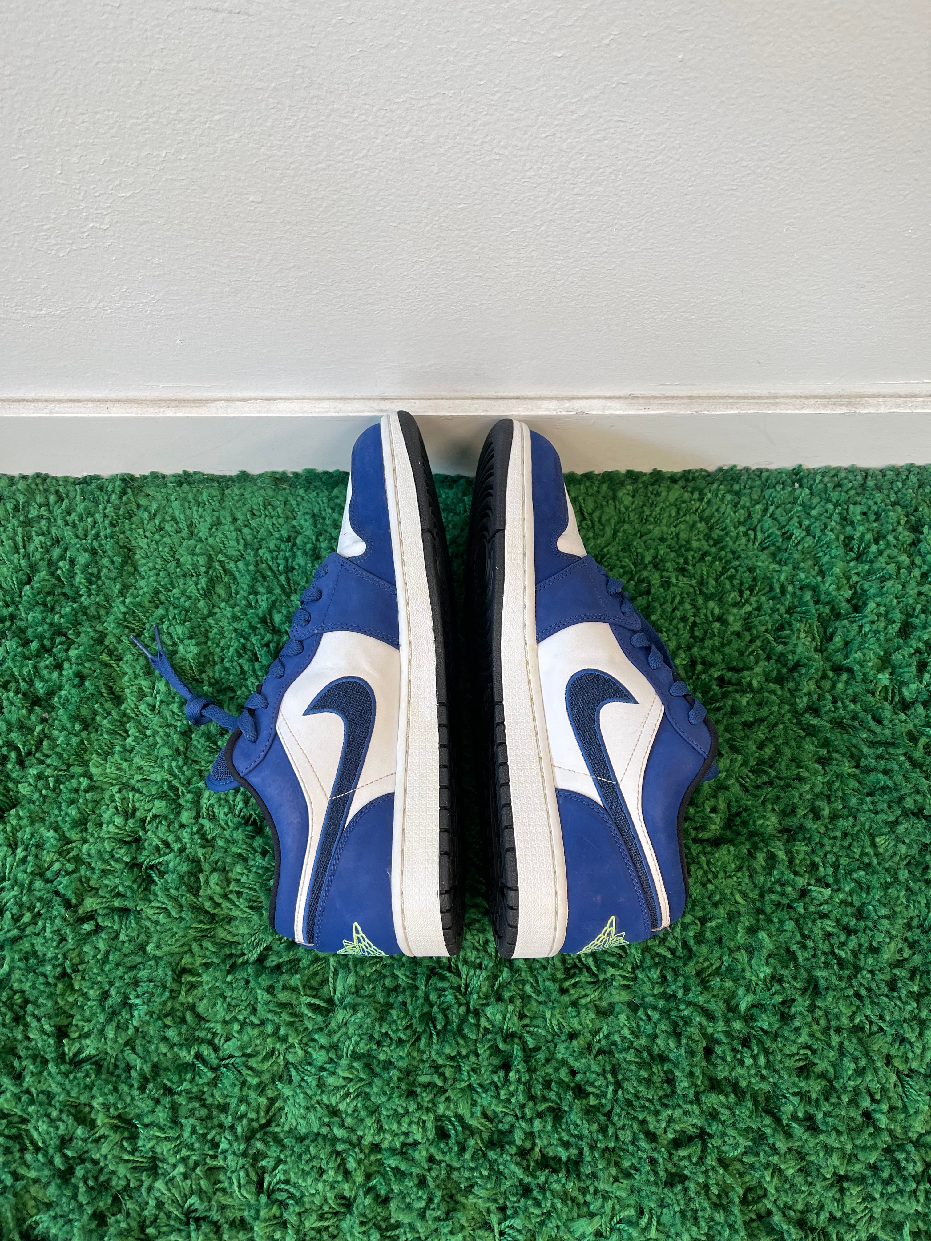 Used Jordan 1 Low Insignia Blue (Men’s)