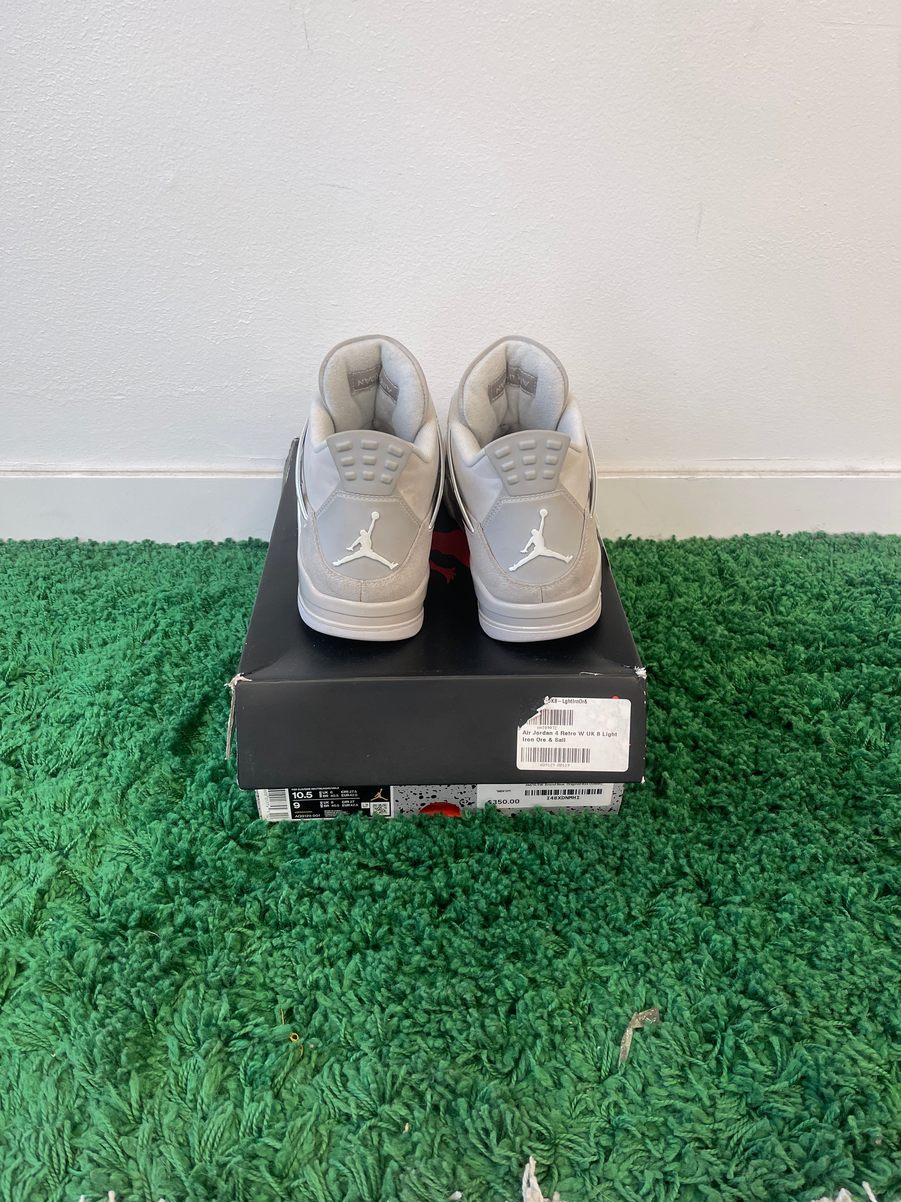 Used Jordan 4 Retro Frozen Moments (Women’s)