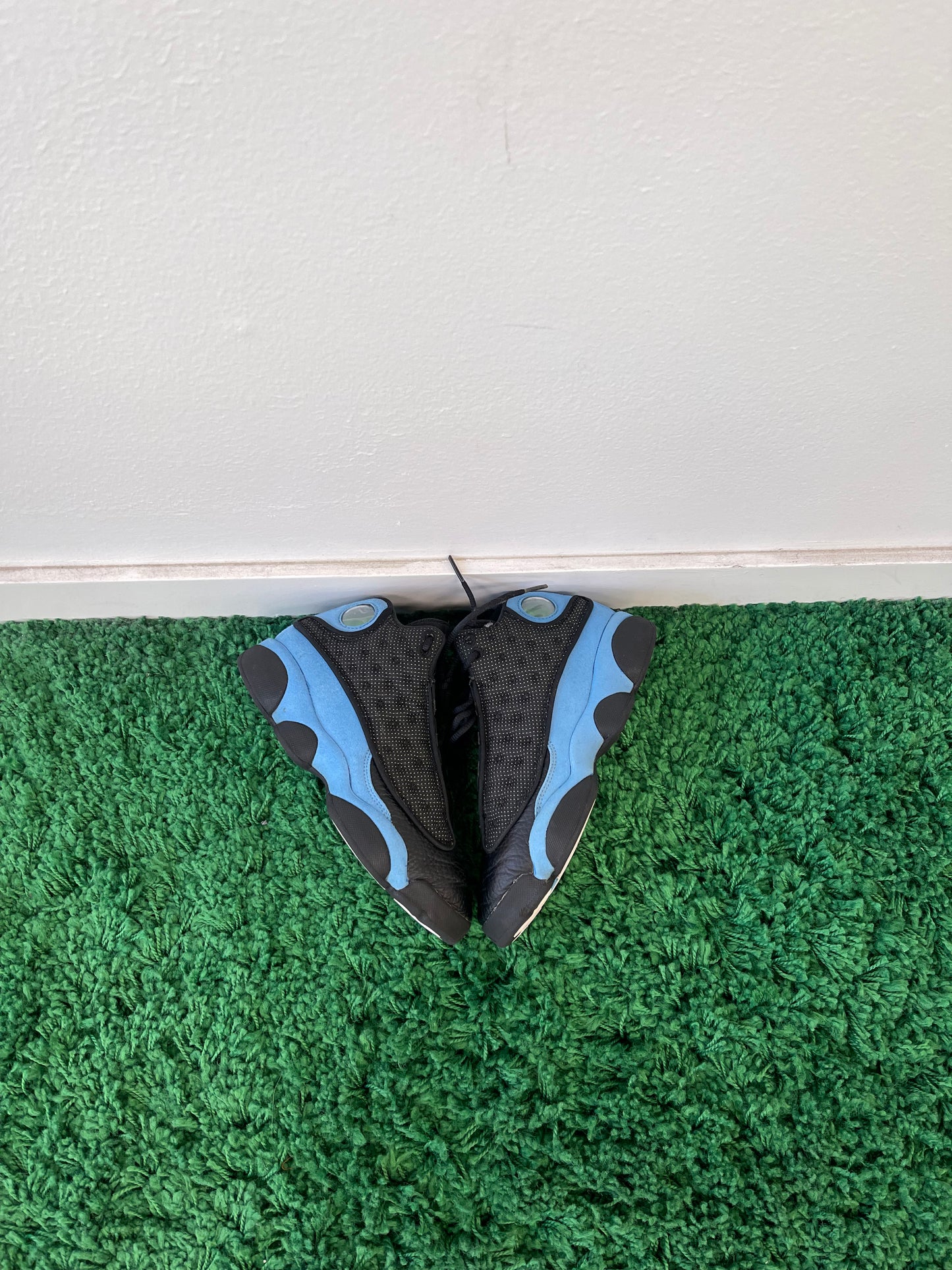 Used Jordan 13 Retro Black University Blue (Youth)