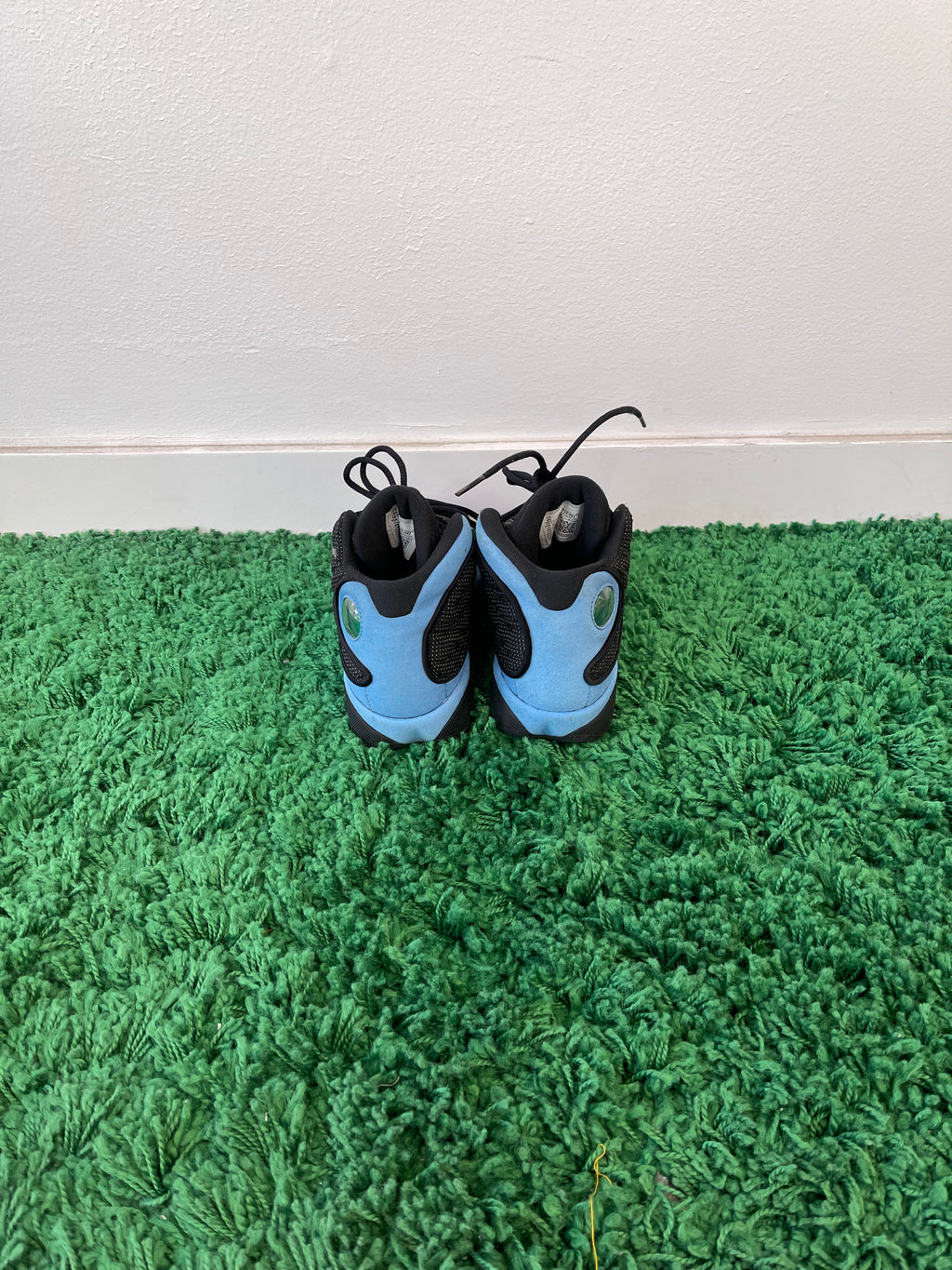 Used Jordan 13 Retro Black University Blue (Youth)