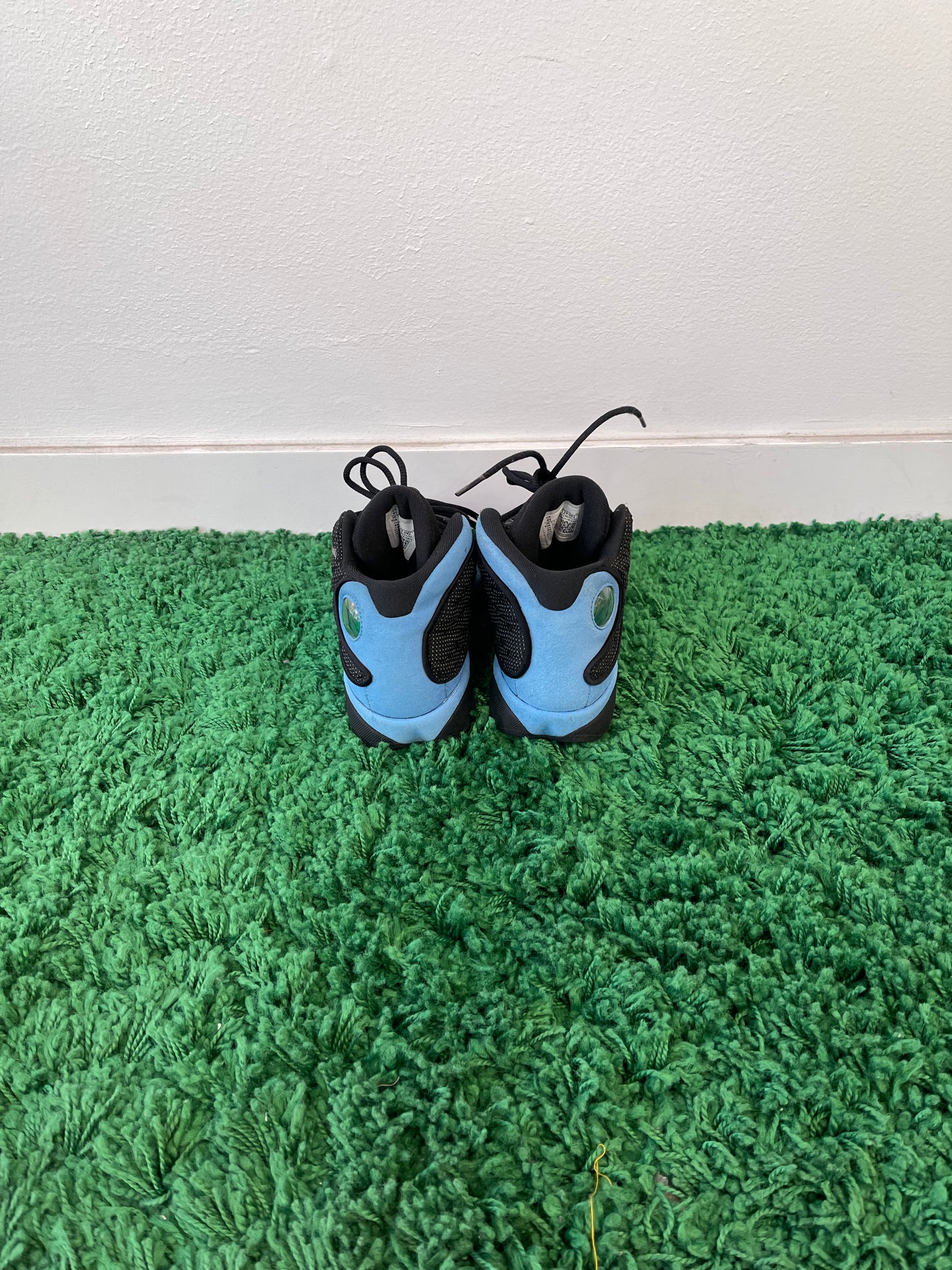 Used Jordan 13 Retro Black University Blue (Youth)