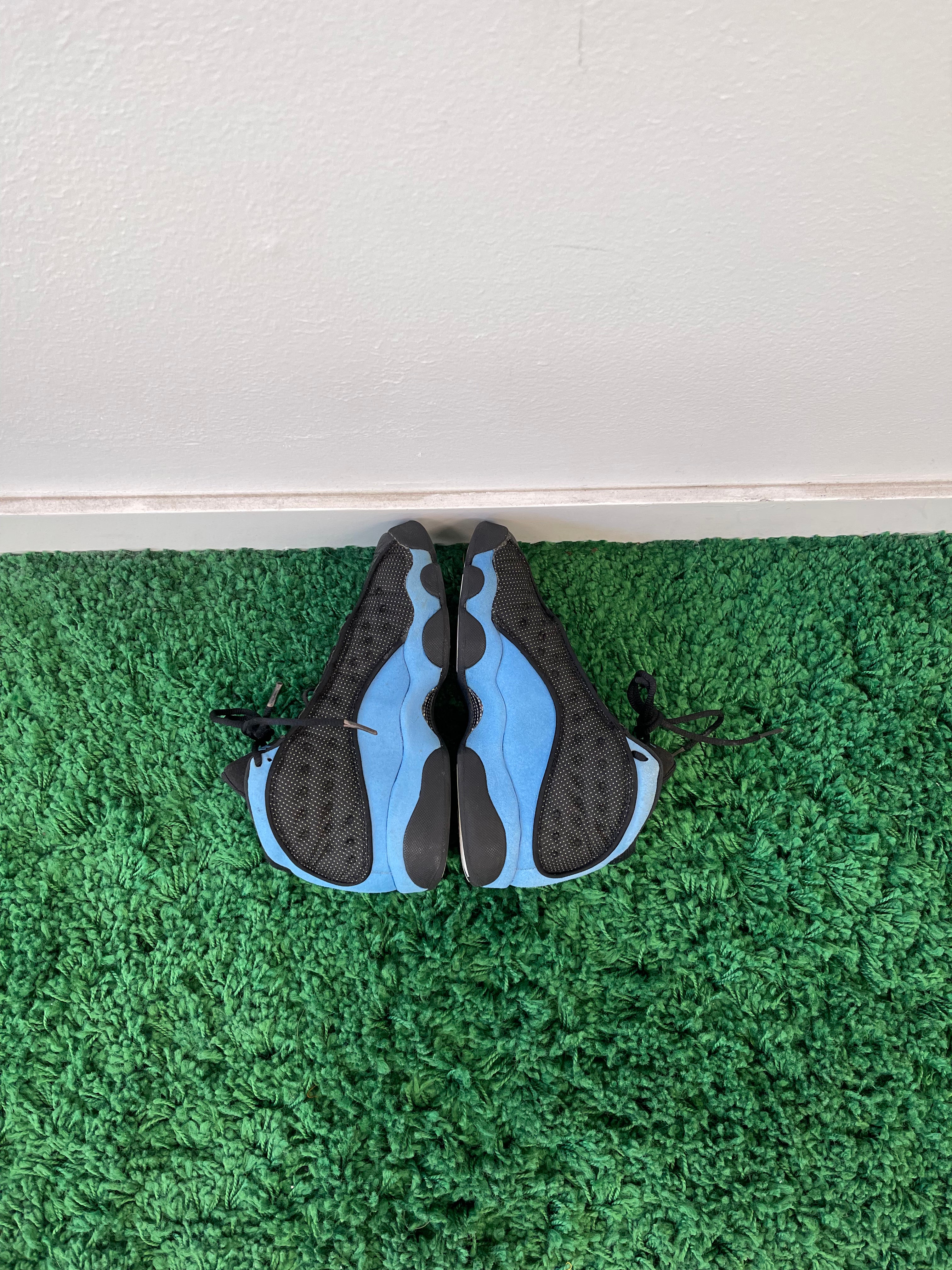 Used Jordan 13 Retro Black University Blue (Youth)