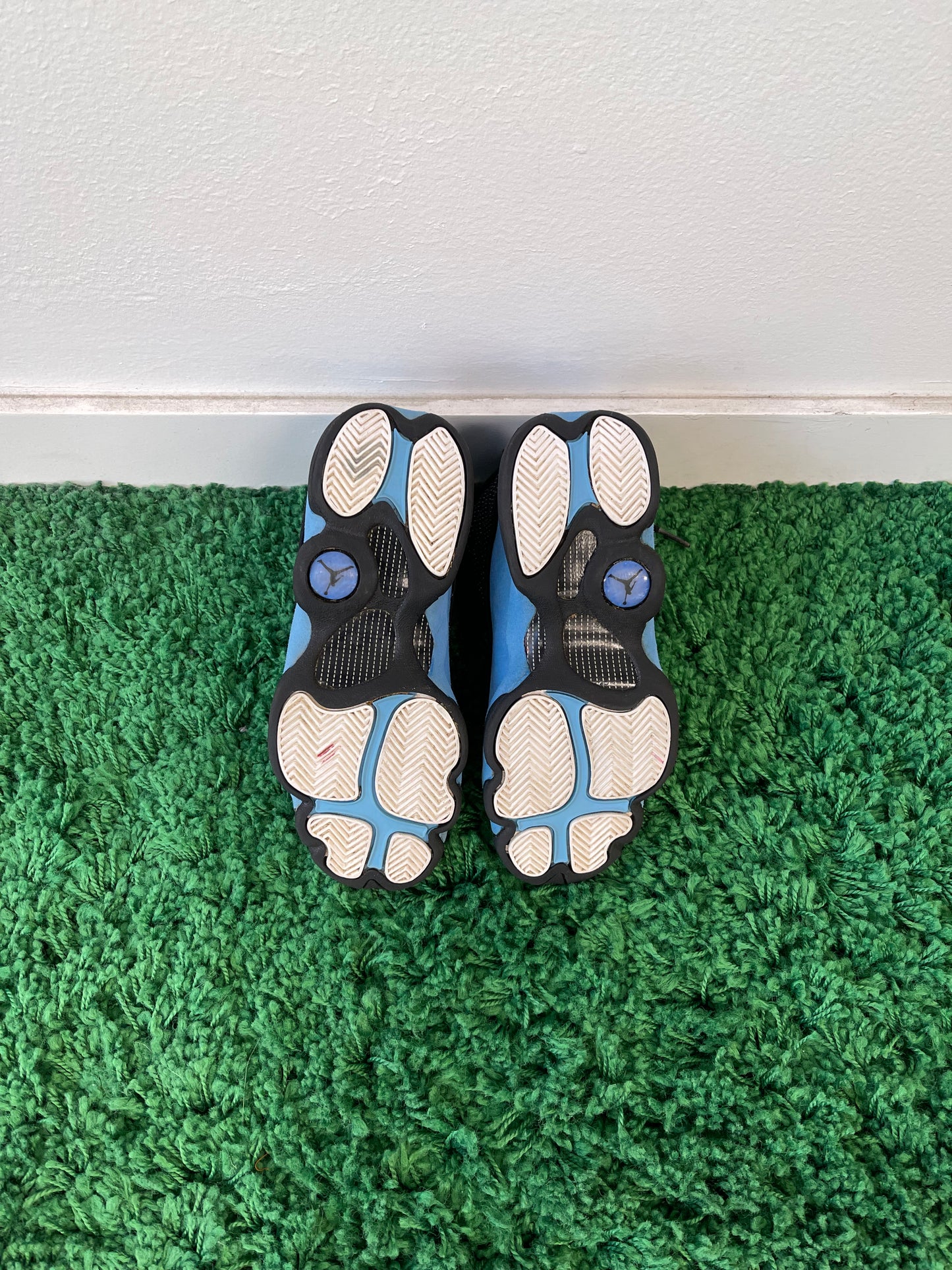 Used Jordan 13 Retro Black University Blue (Youth)