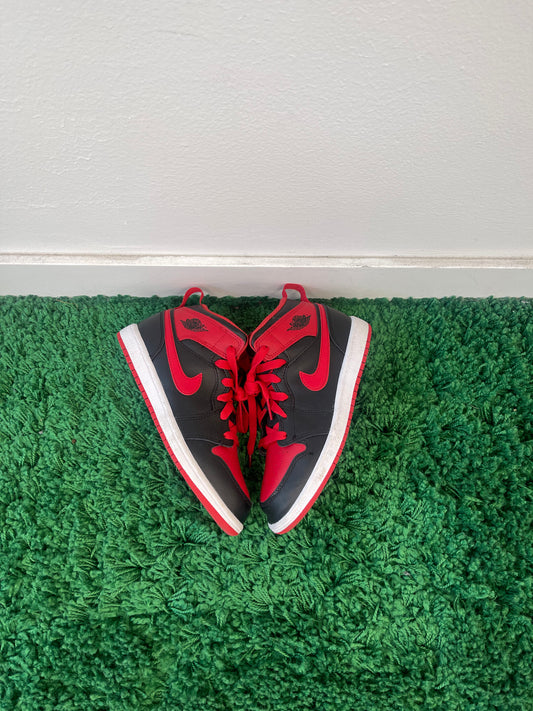 Used Jordan 1 Mid Alternate Bred 2022 (PS)