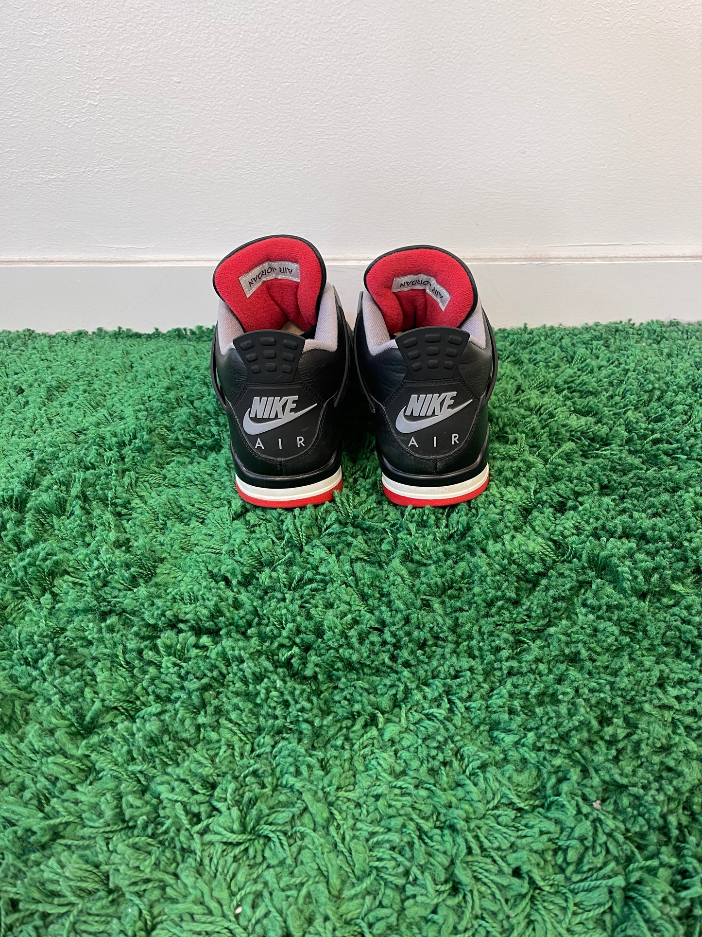 Used Jordan 4 Retro Bred Reimagined (Men’s)