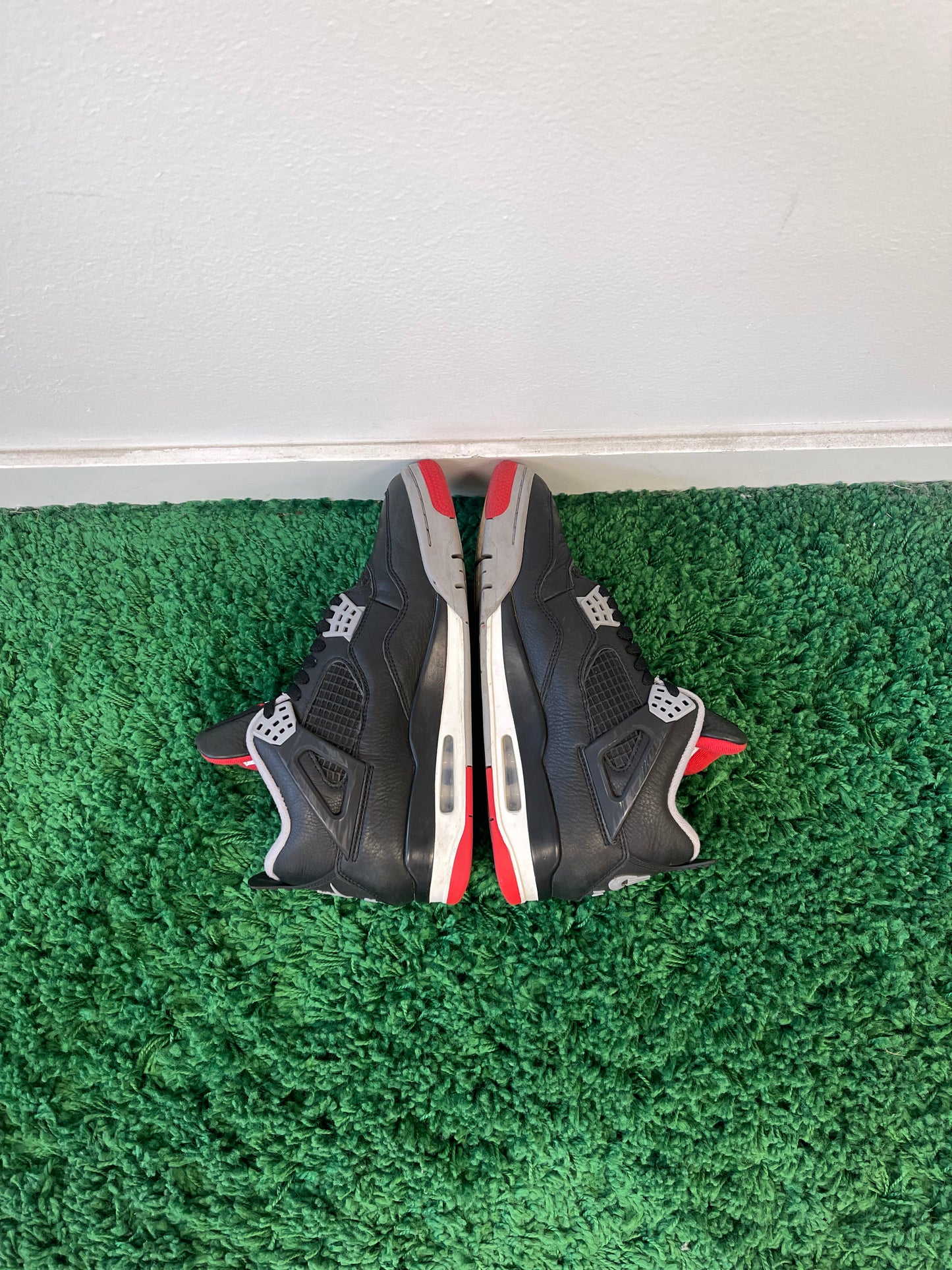 Used Jordan 4 Retro Bred Reimagined (Men’s)