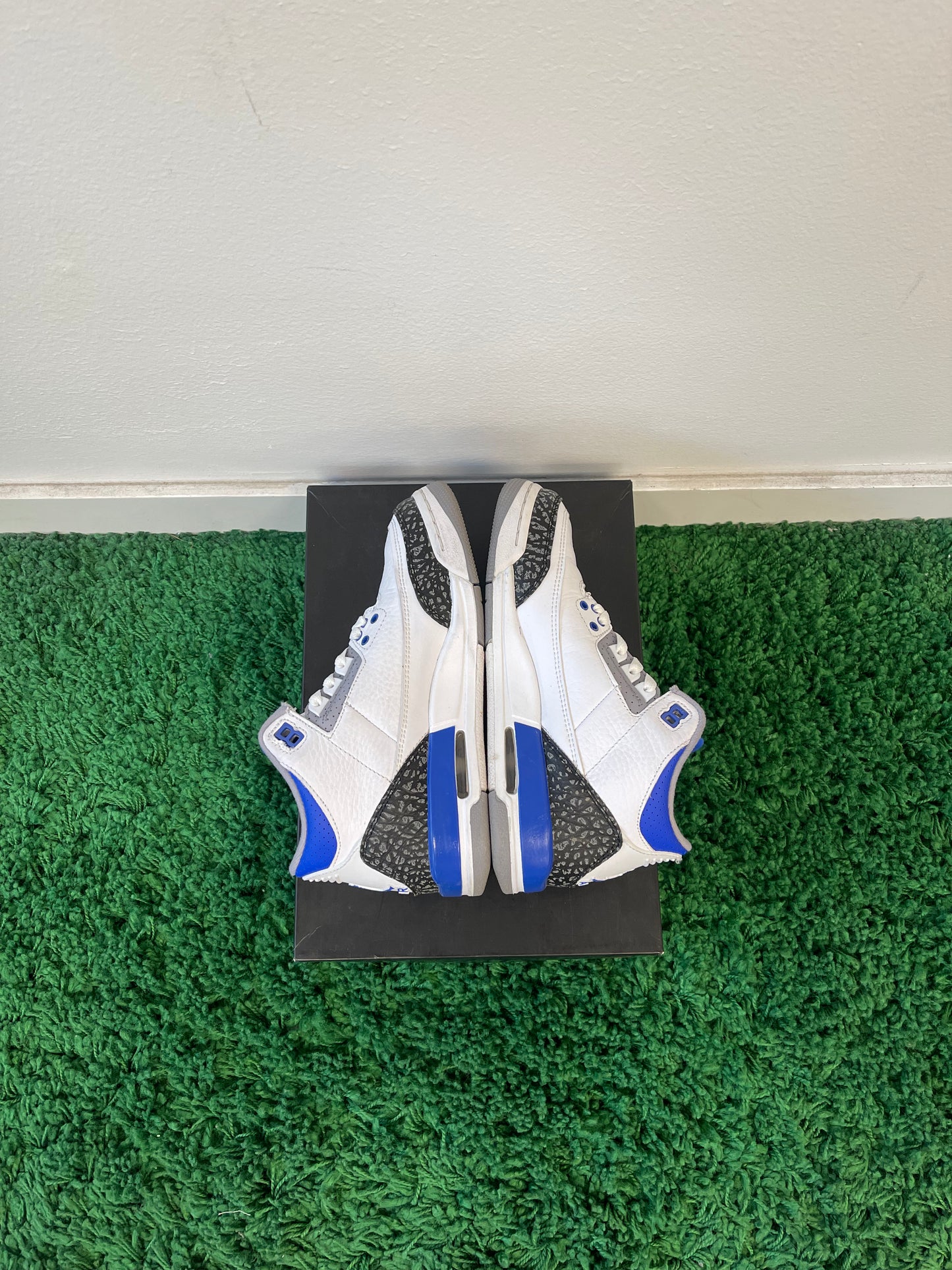 Used Jordan 3 Retro Racer Blue (Youth)