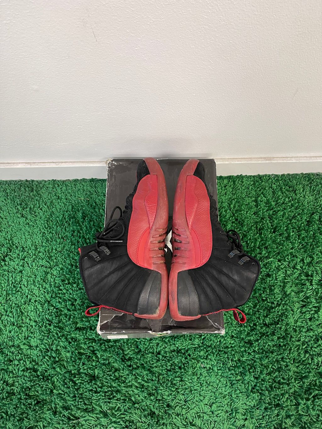 Used Jordan 12 Retro Flu Game 2009 (Men’s)