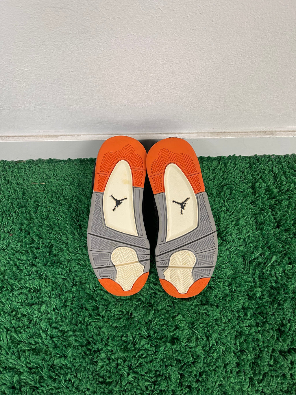 Used Jordan 4 Retro Starfish (Women’s)