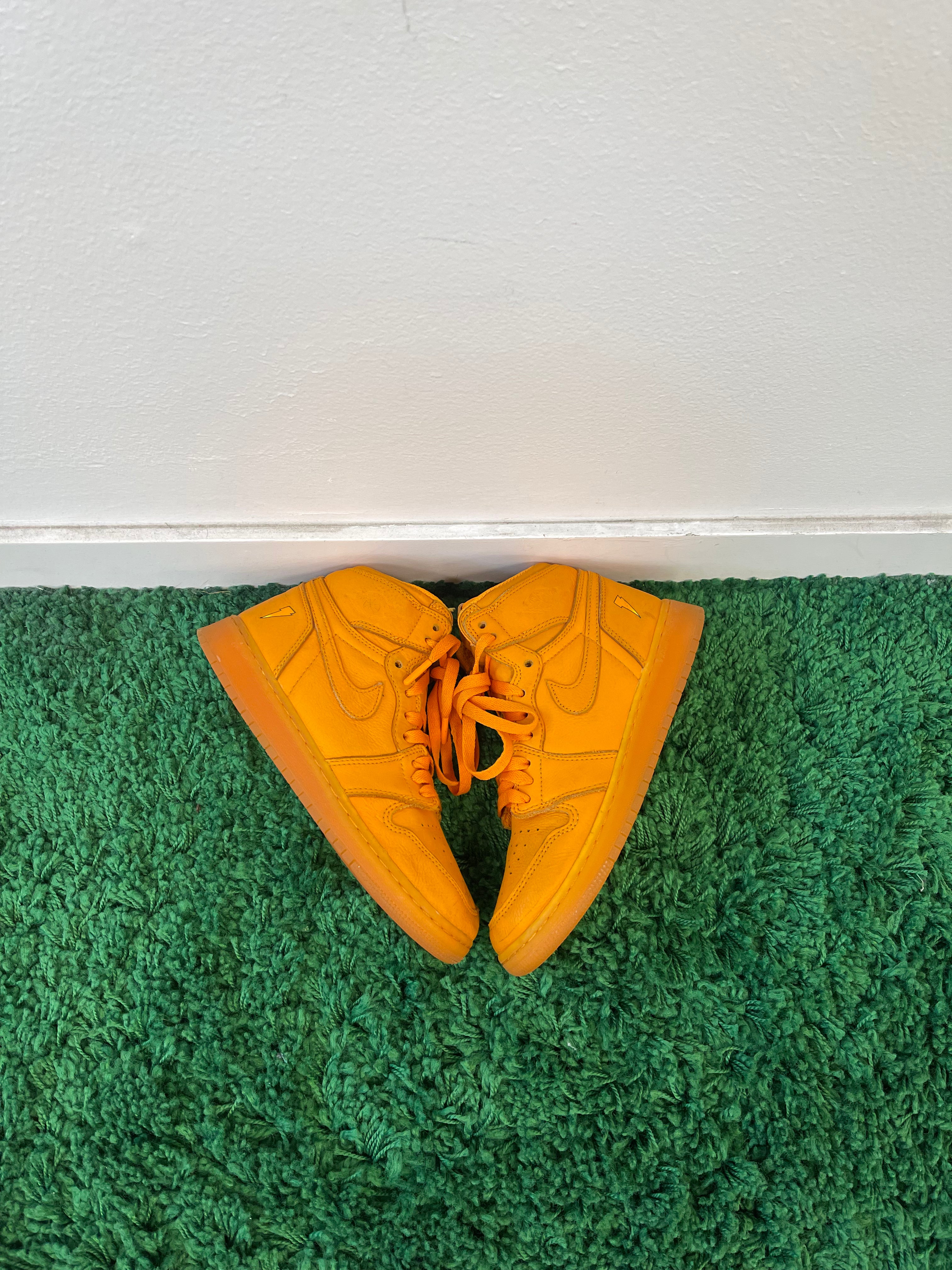 Used Jordan 1 Retro High Gatorade Orange Peel (Youth)