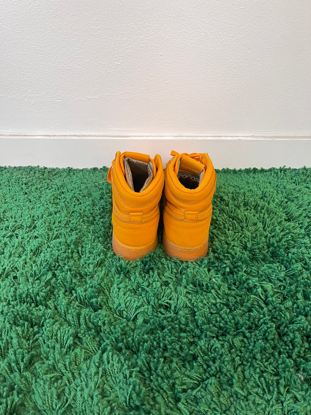 Used Jordan 1 Retro High Gatorade Orange Peel (Youth)