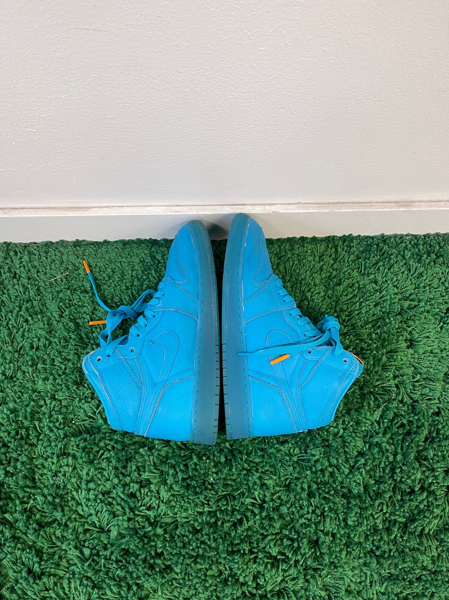 Used Jordan 1 Retro High Gatorade Blue Lagoon (Youth)