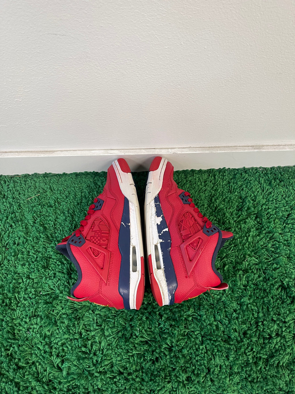 Used Jordan 4 Retro FIBA 2019 (Youth)