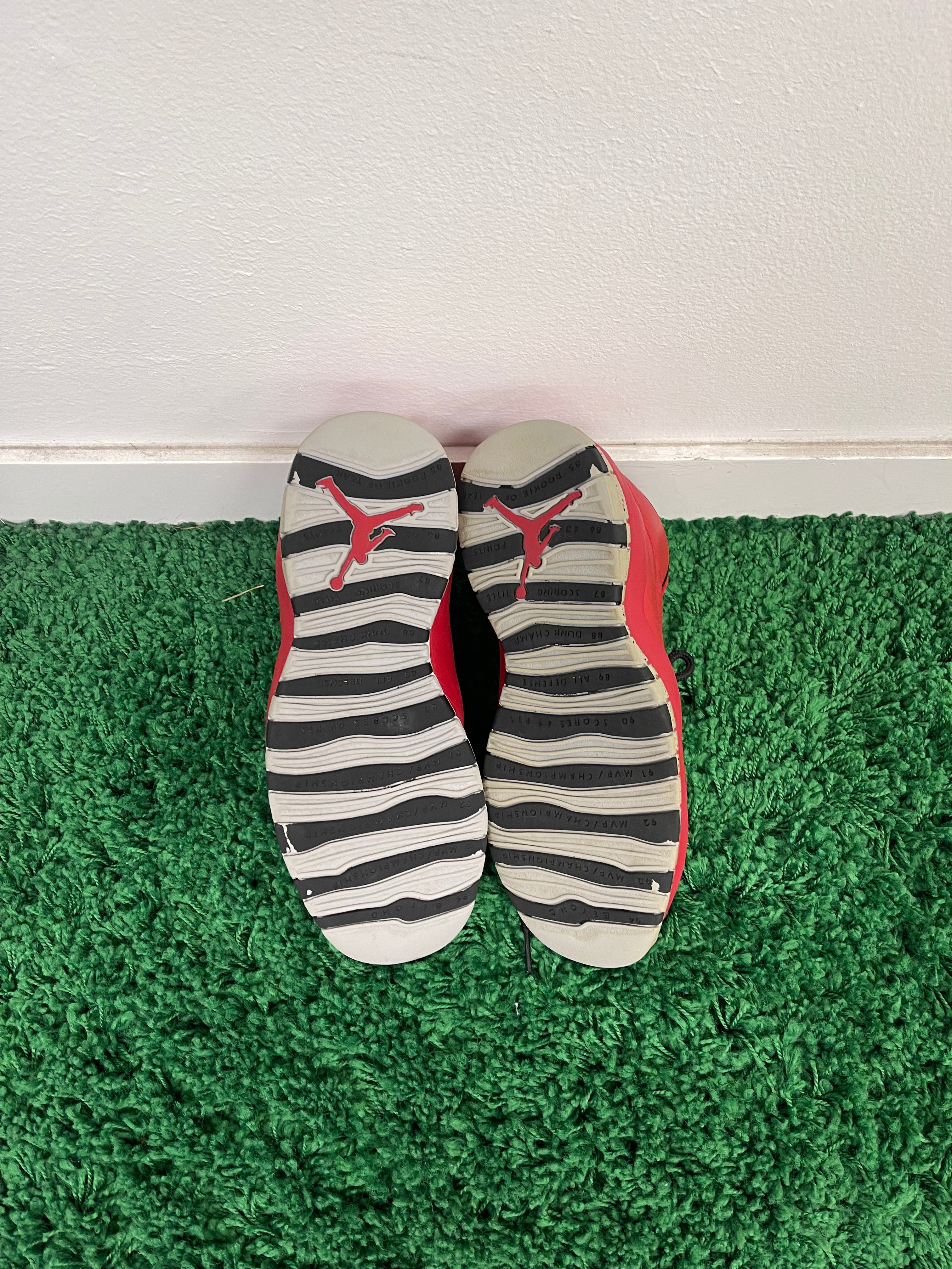 Used Jordan 10 Retro Bulls Over Broadway 2015 (Men’s)