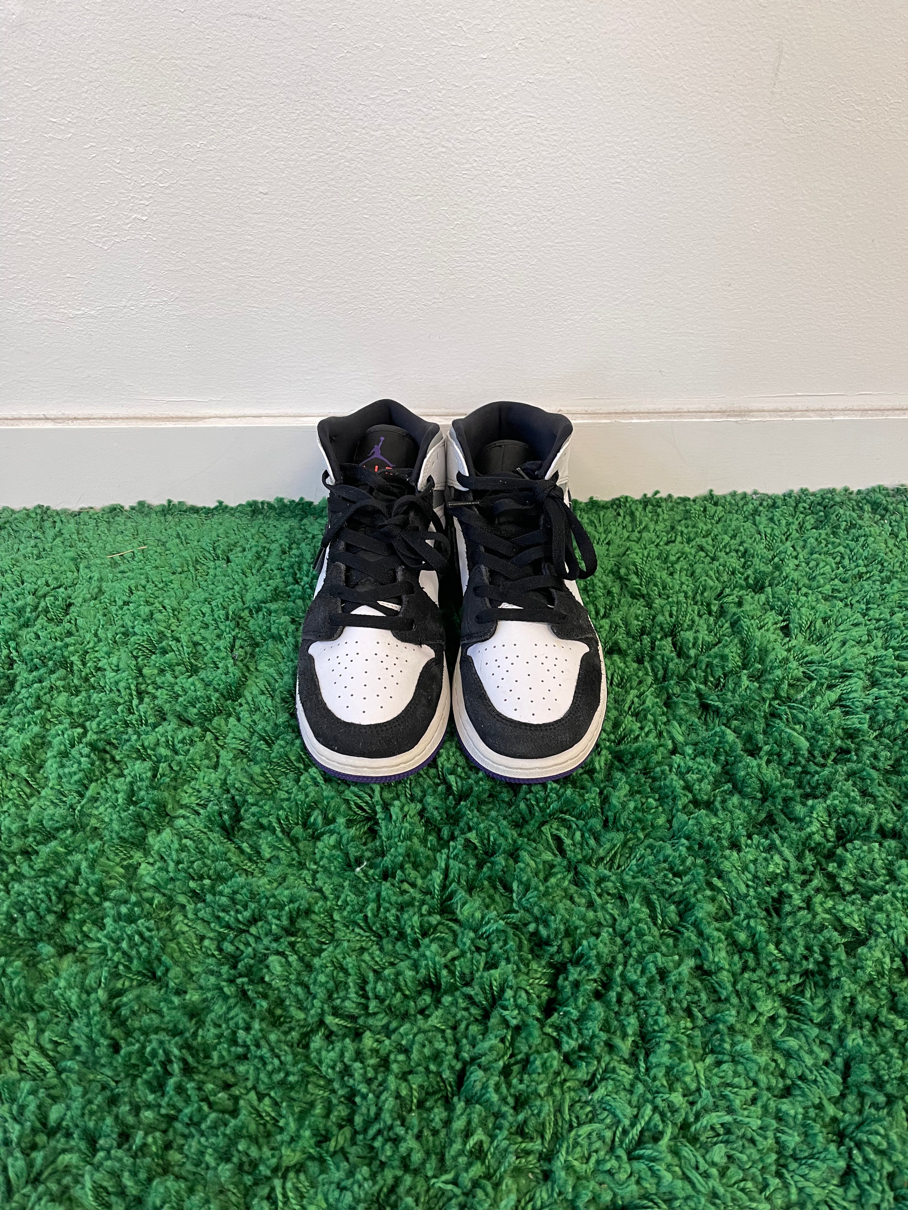 Used Jordan 1 Mid SE Purple (Youth)
