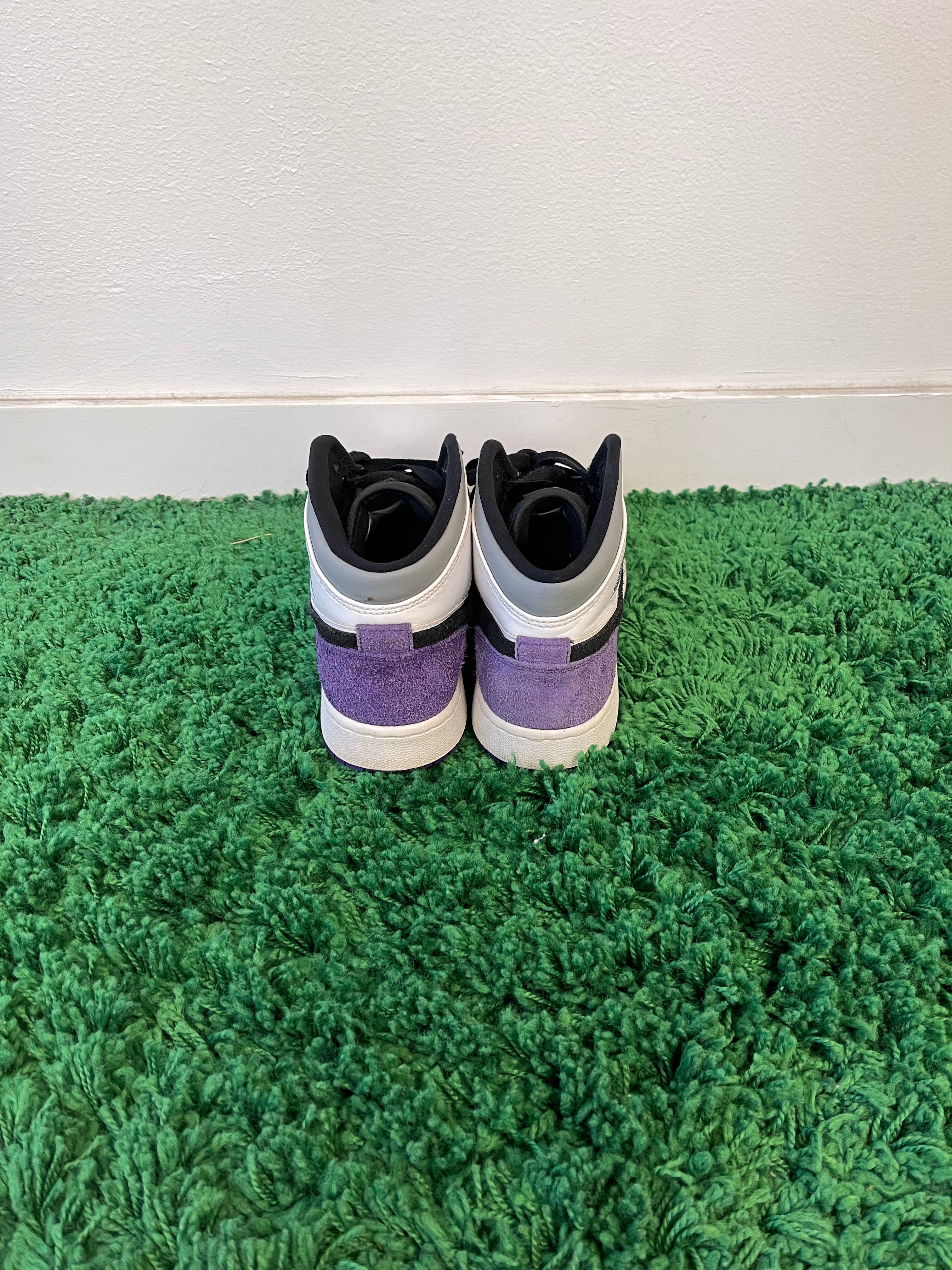 Used Jordan 1 Mid SE Purple (Youth)
