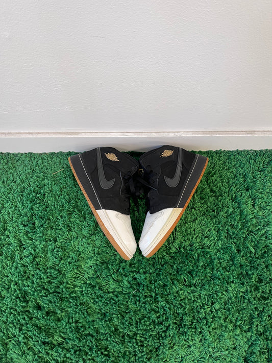 Used Jordan 1 Mid Black White Gold (Youth)