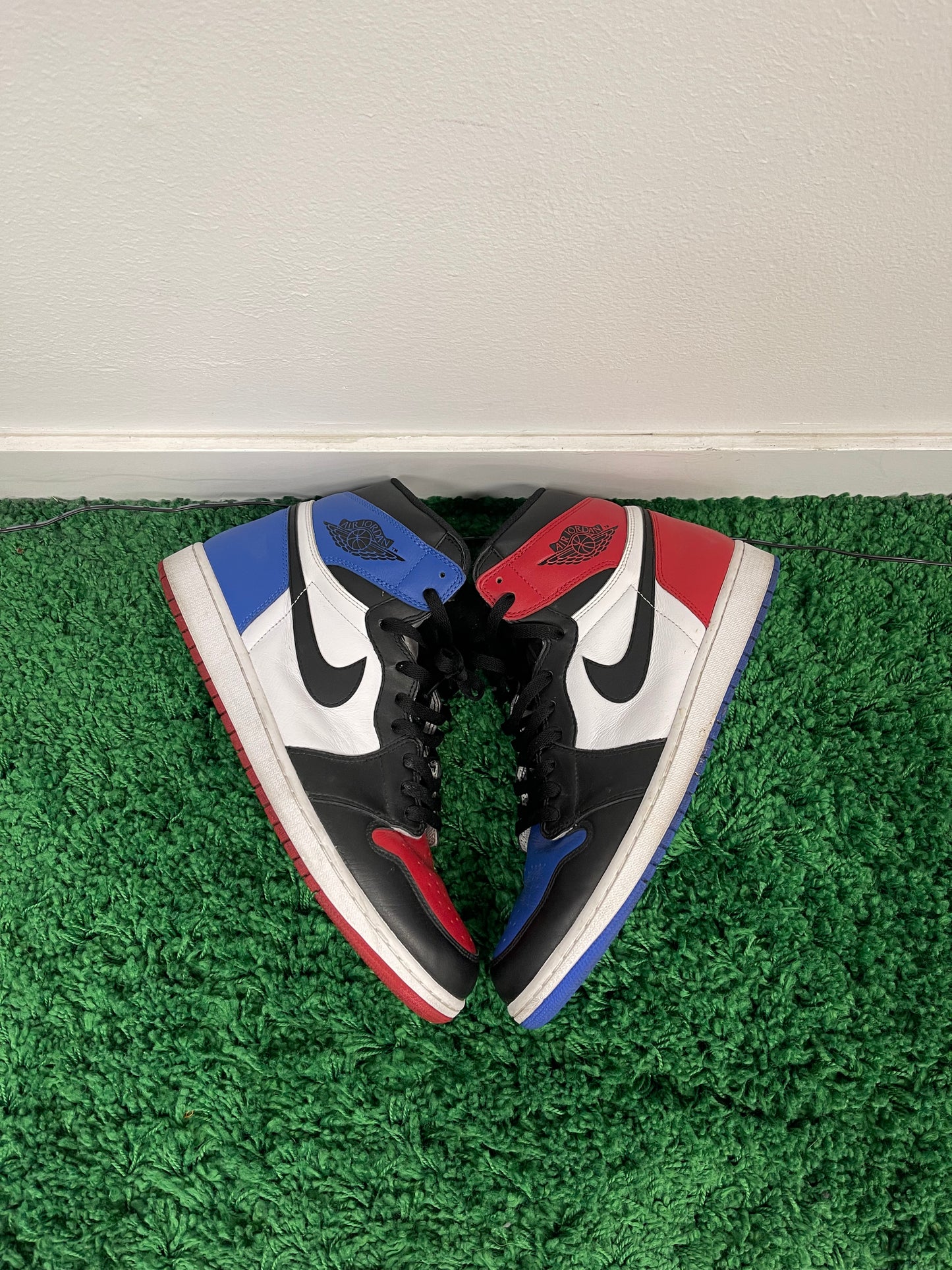 Used Jordan 1 Retro High Top 3 (Men’s)