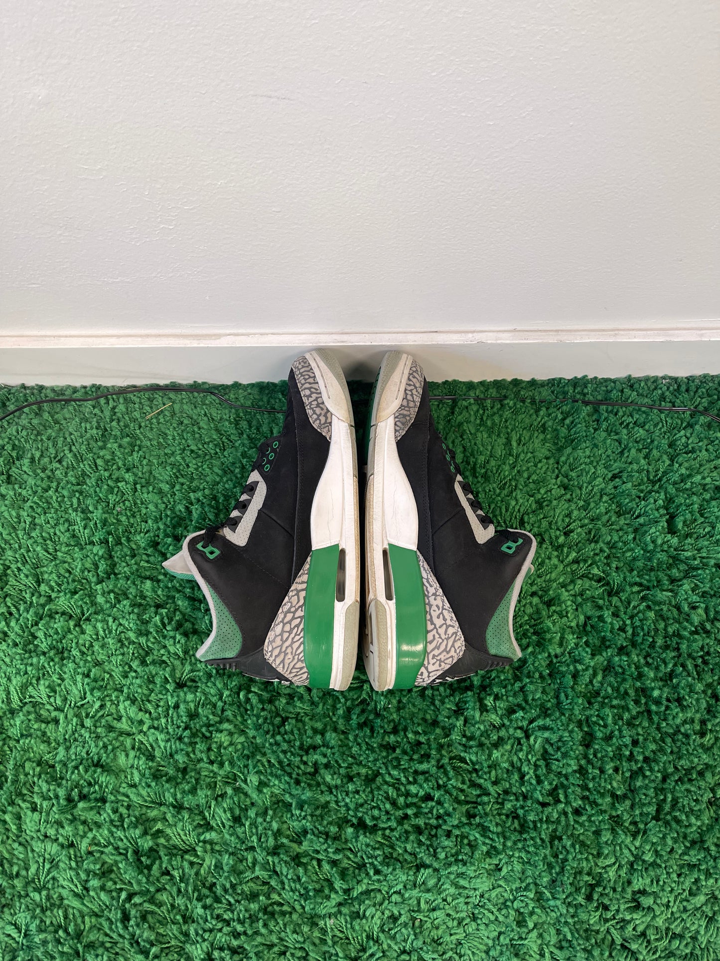 Used Jordan 3 Retro Pine Green (Men’s)
