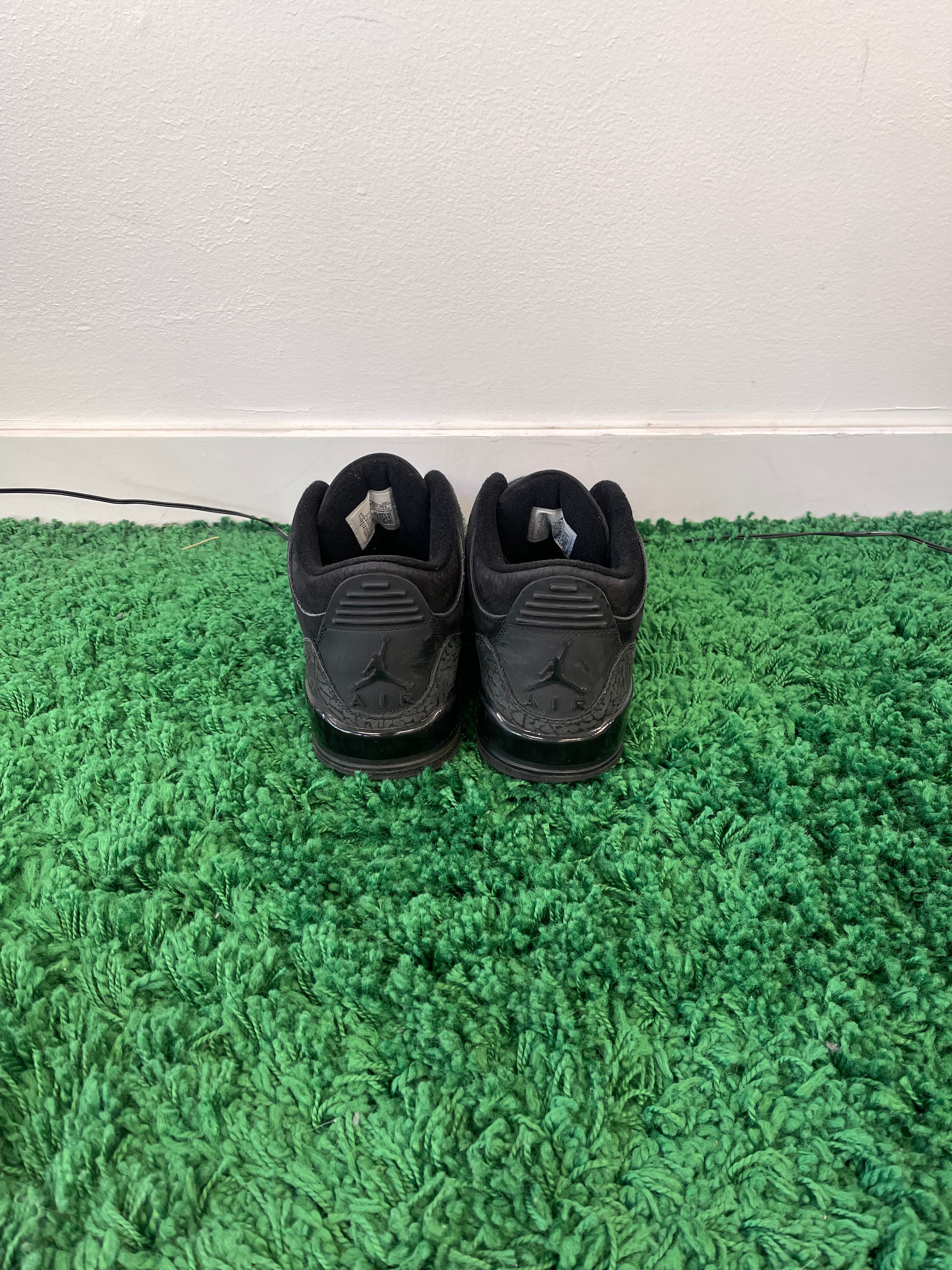 Used Jordan 3 Retro Black Cat 2025 (Men’s)