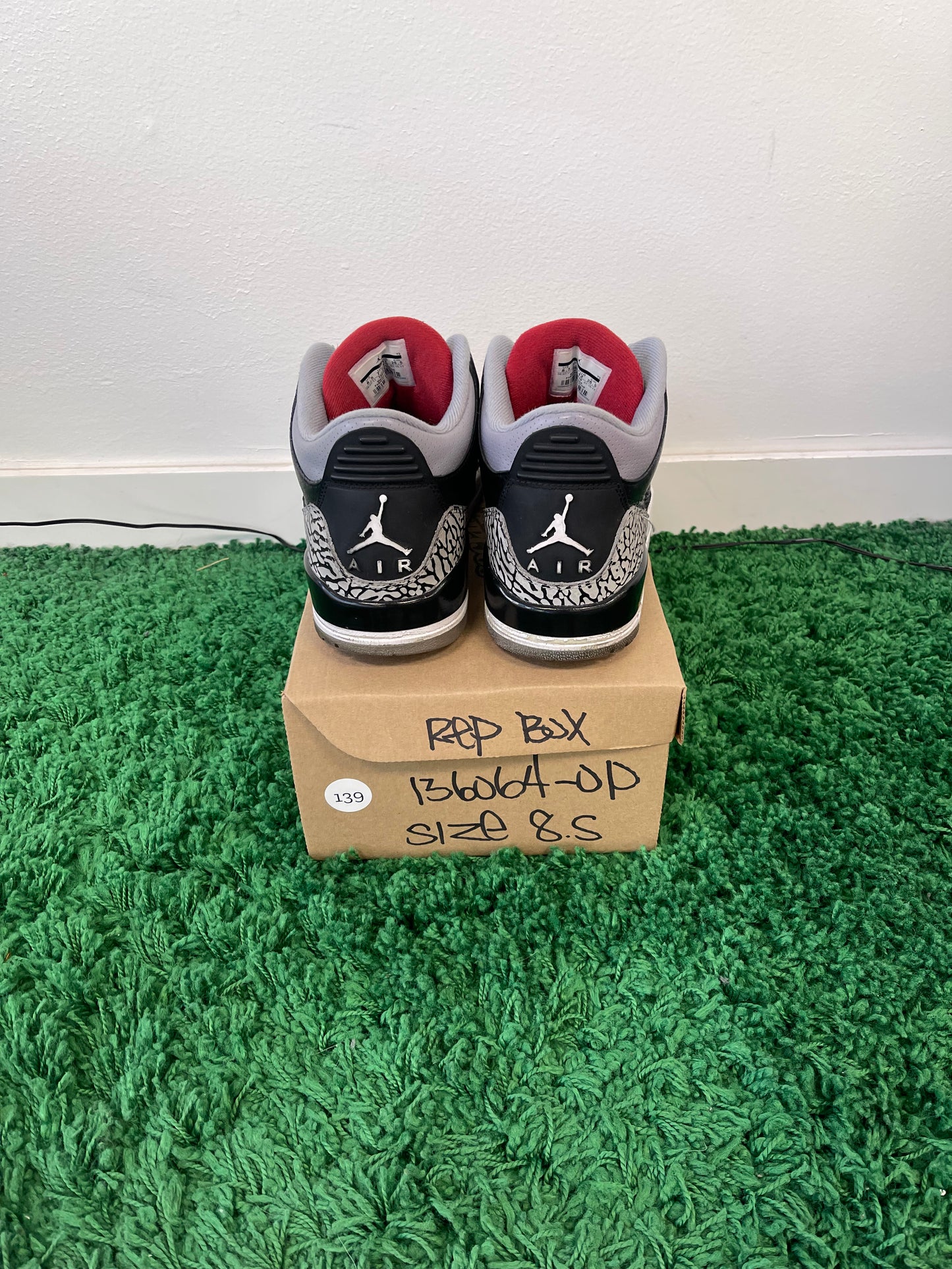 Used Jordan 3 Retro Black Cement 2011 (Men’s)