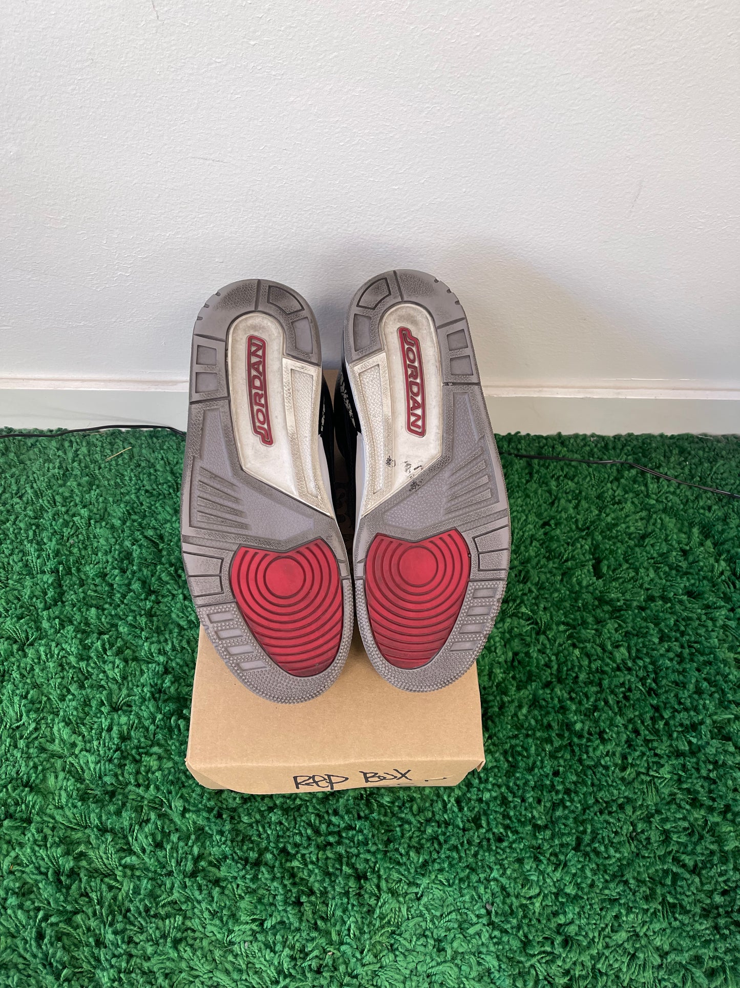 Used Jordan 3 Retro Black Cement 2011 (Men’s)