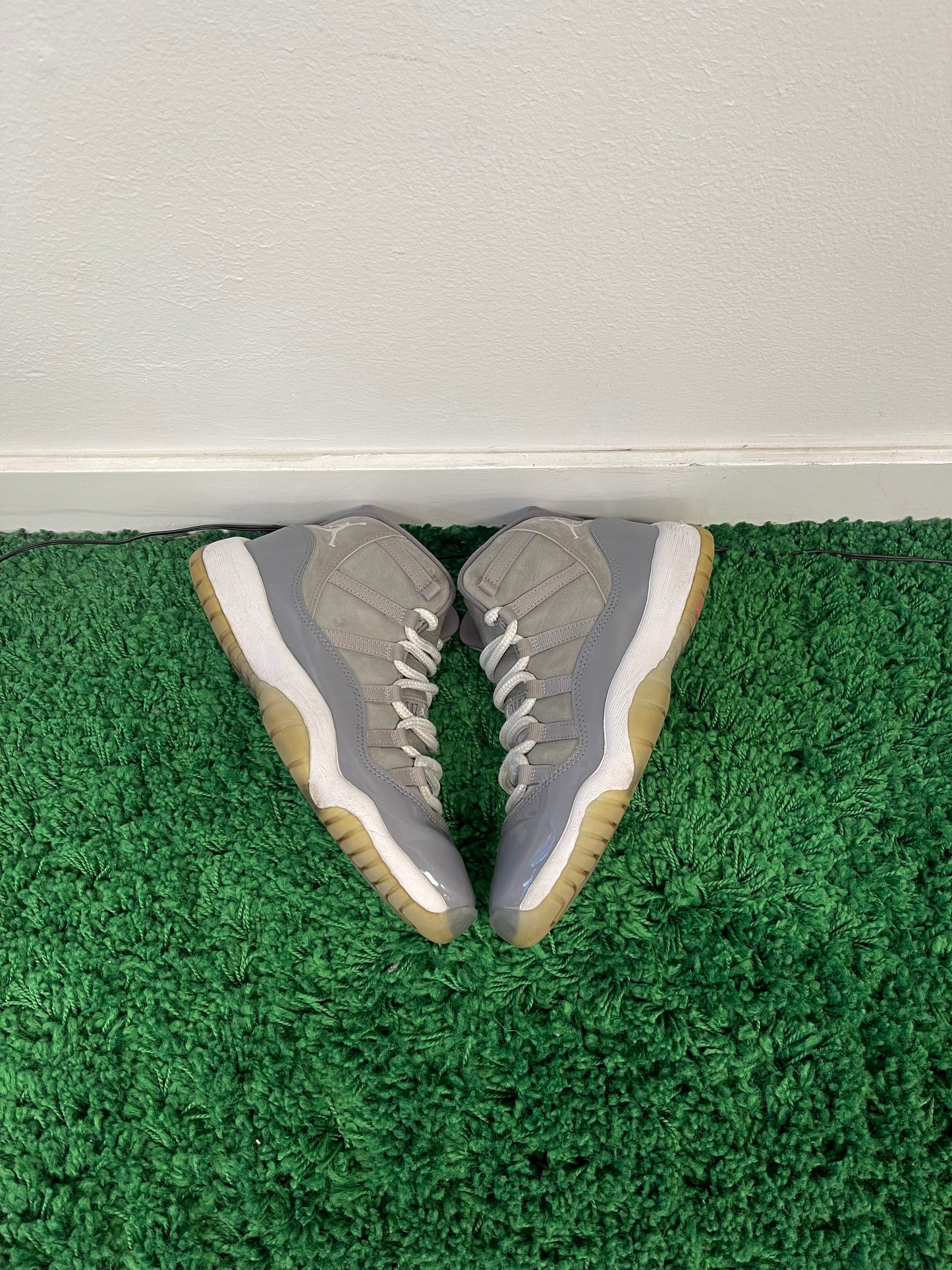 Used Jordan 11 Retro Cool Grey 2021 (Youth)