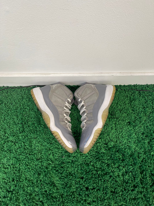 Used Jordan 11 Retro Cool Grey 2021 (Youth)