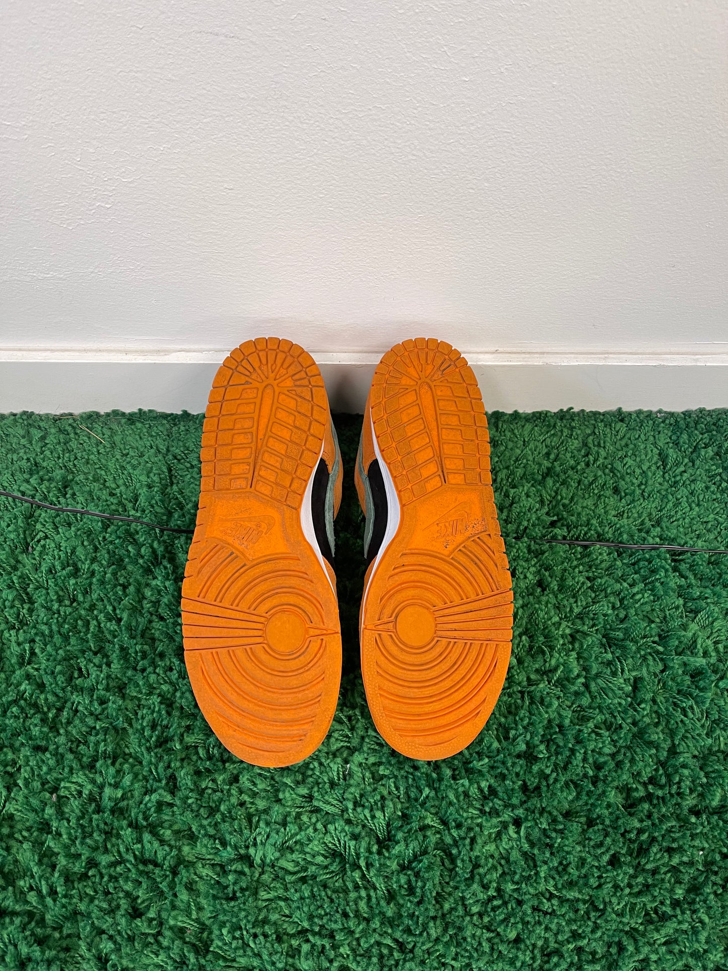 Used Nike Dunk Low Ceramic (Men’s)