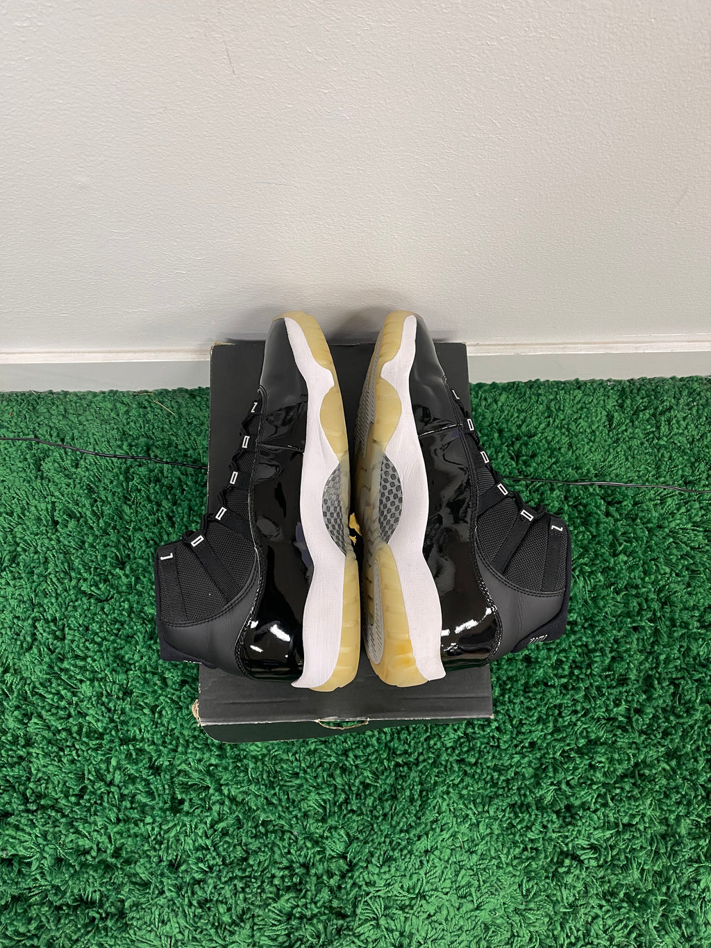 Used Jordan 11 Retro Jubilee (Men’s)