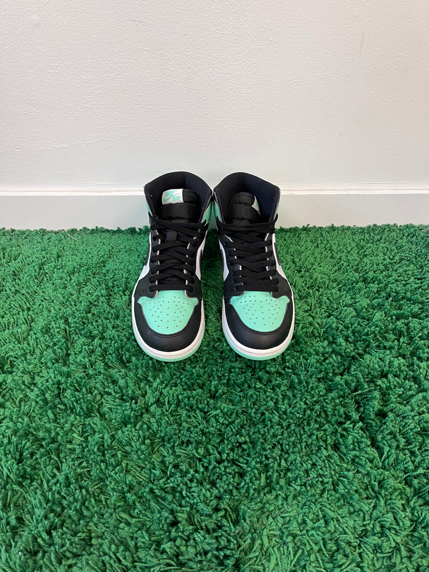 Used Jordan 1 Retro High OG Green Glow (Men’s)