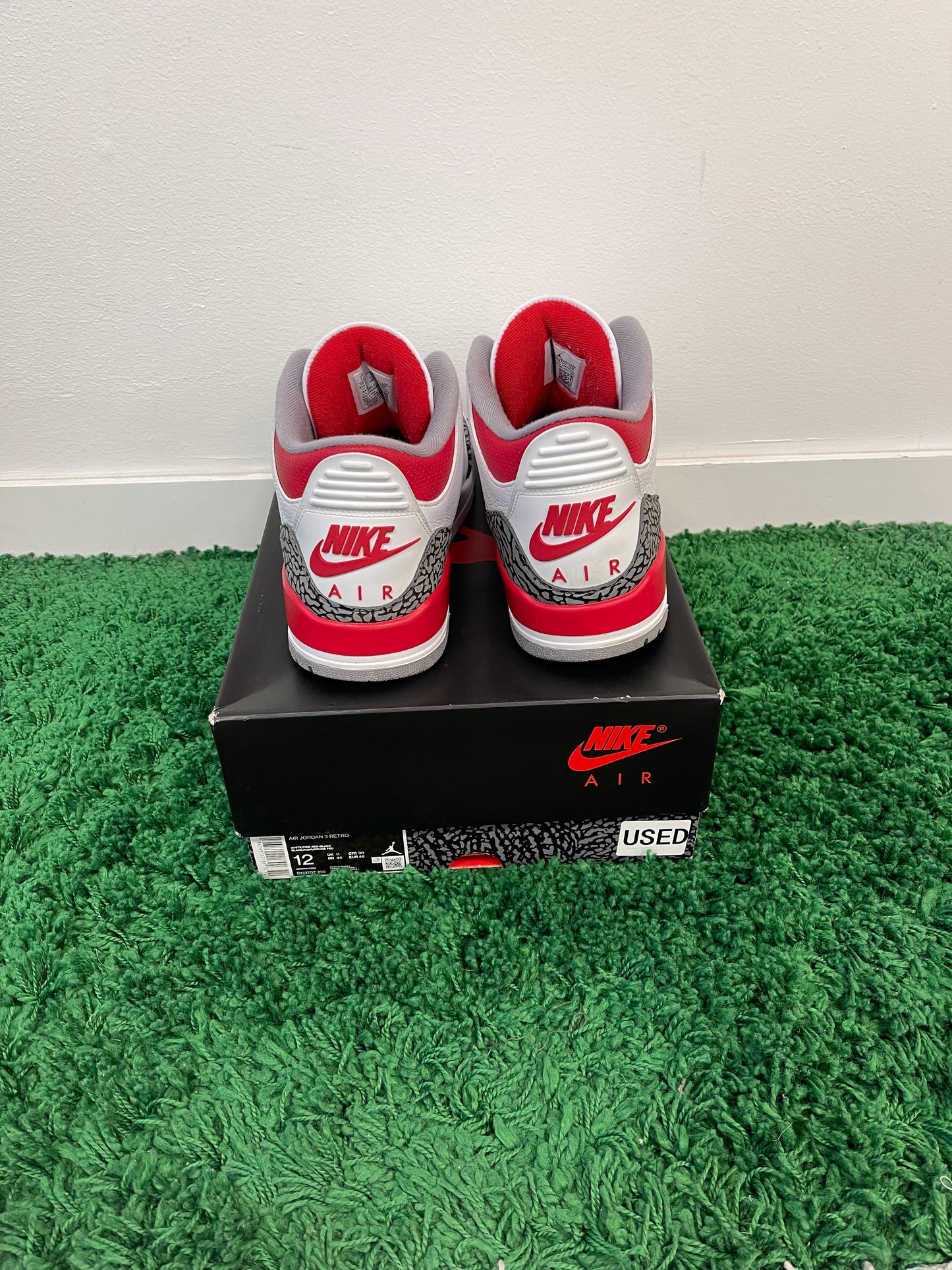 Used Jordan 3 Retro Fire Red (Men’s)