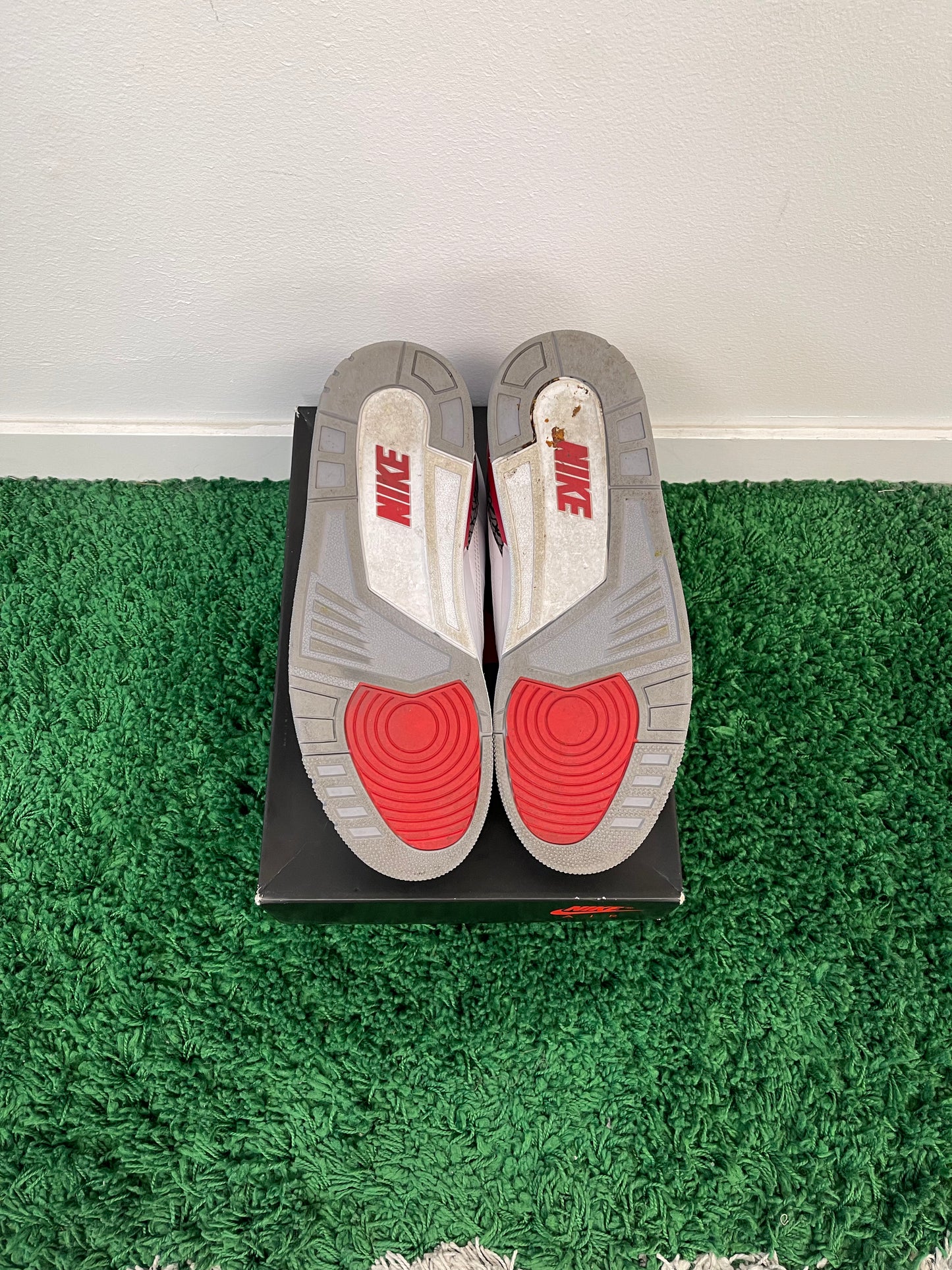 Used Jordan 3 Retro Fire Red (Men’s)