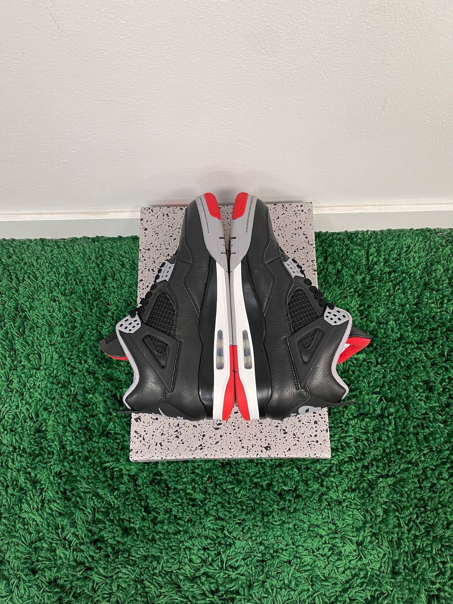 Used Jordan 4 Retro Bred Reimagined (Men’s)