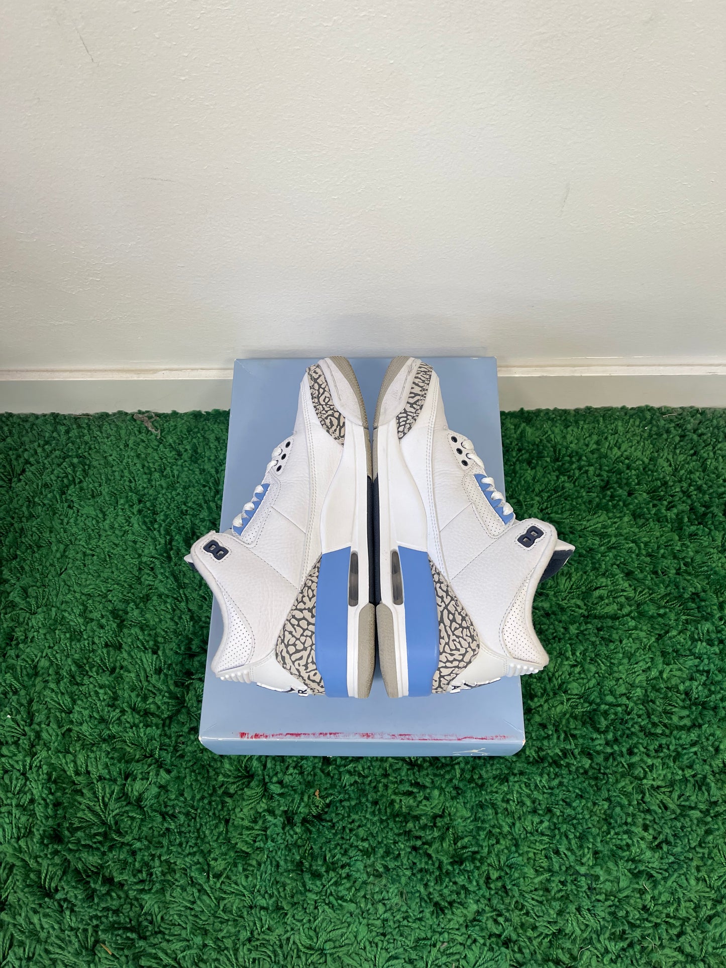 Used Jordan 3 Retro UNC 2020 (Men’s)