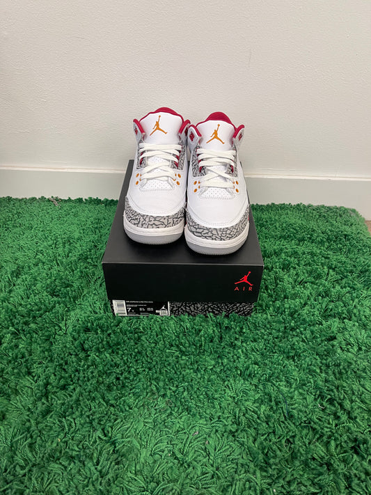 Used Jordan 3 Retro Cardinal Red (Youth)