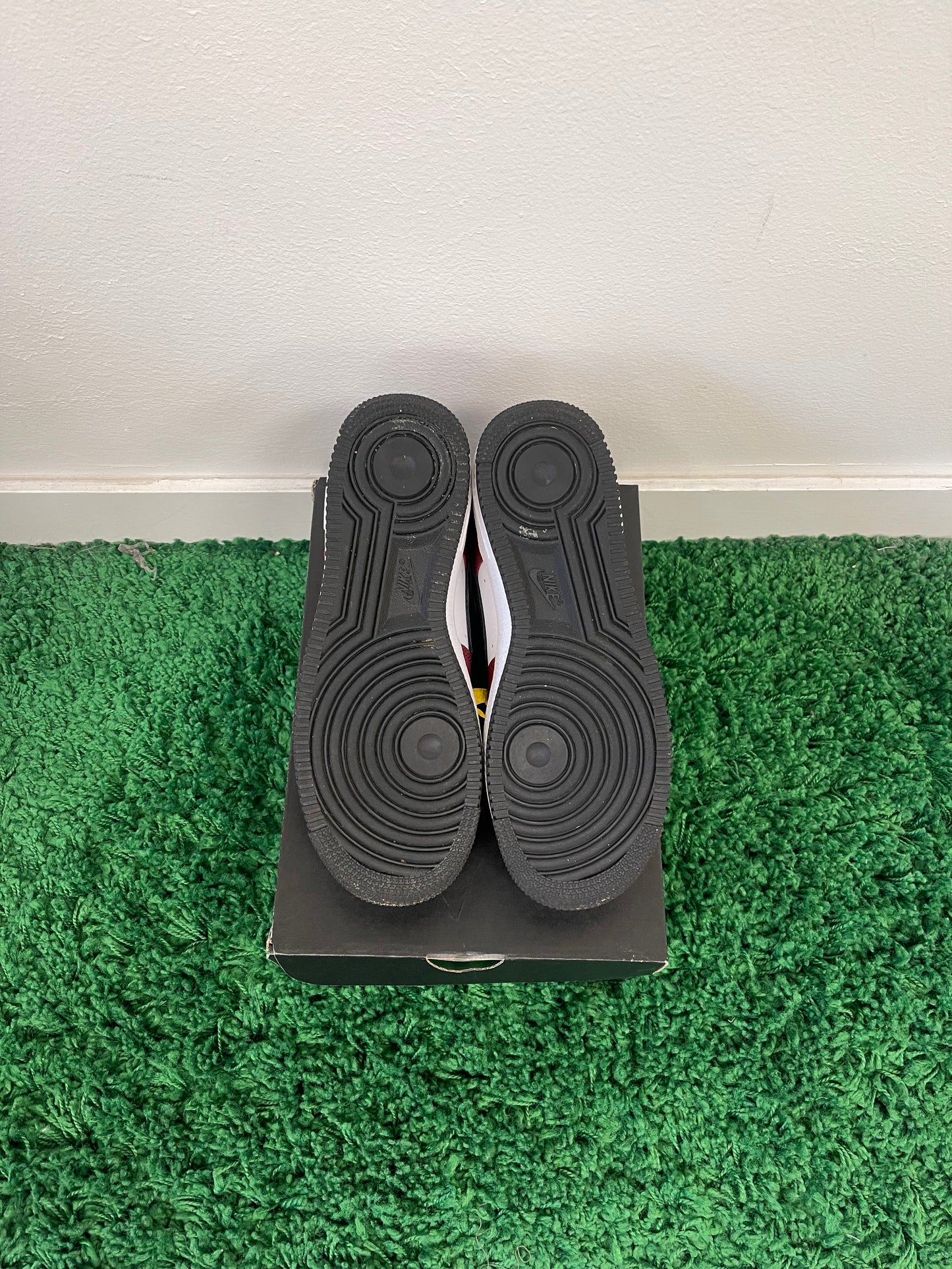 Used Nike AF1 Low LV8 Team Red (Youth)