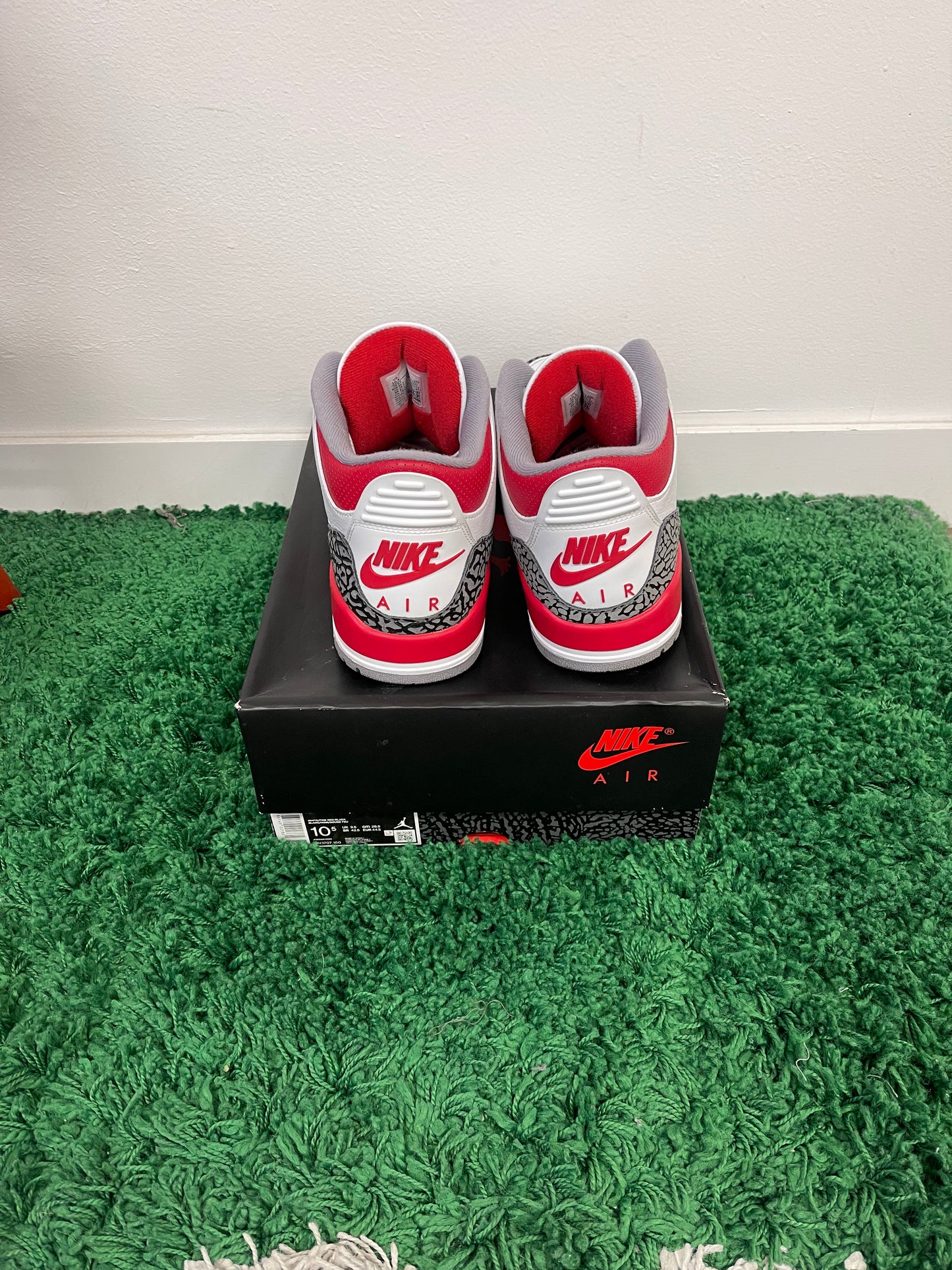 Used Jordan 3 Retro Fire Red (Men’s)