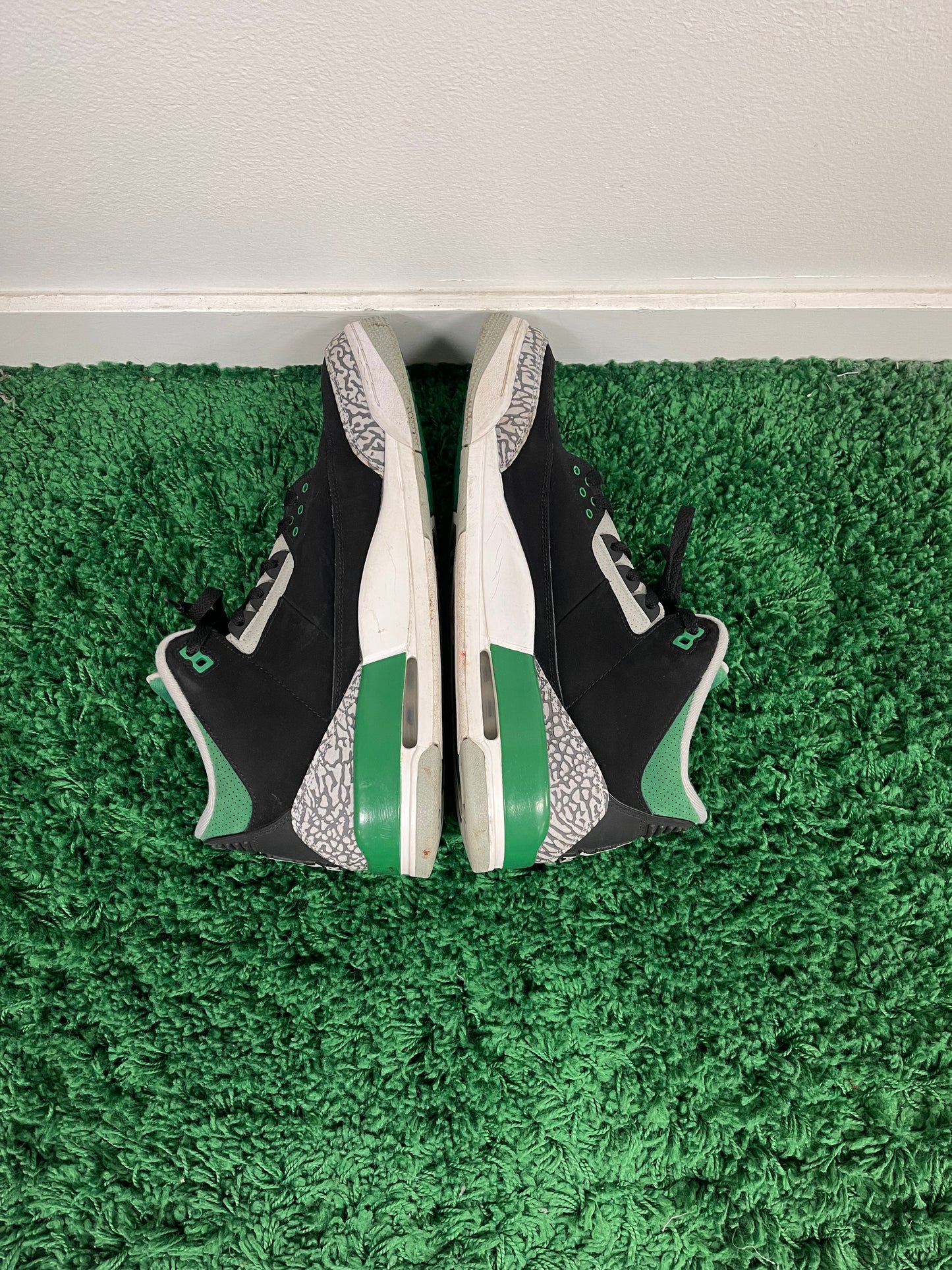 Used Jordan 3 Retro Pine Green (Men’s)