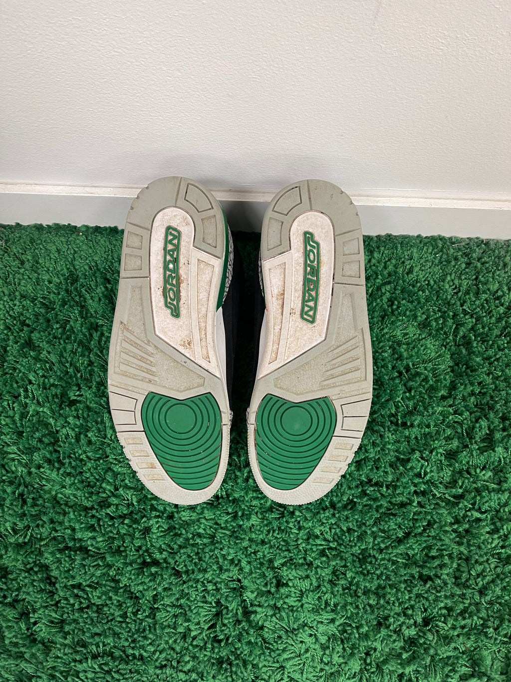 Used Jordan 3 Retro Pine Green (Men’s)
