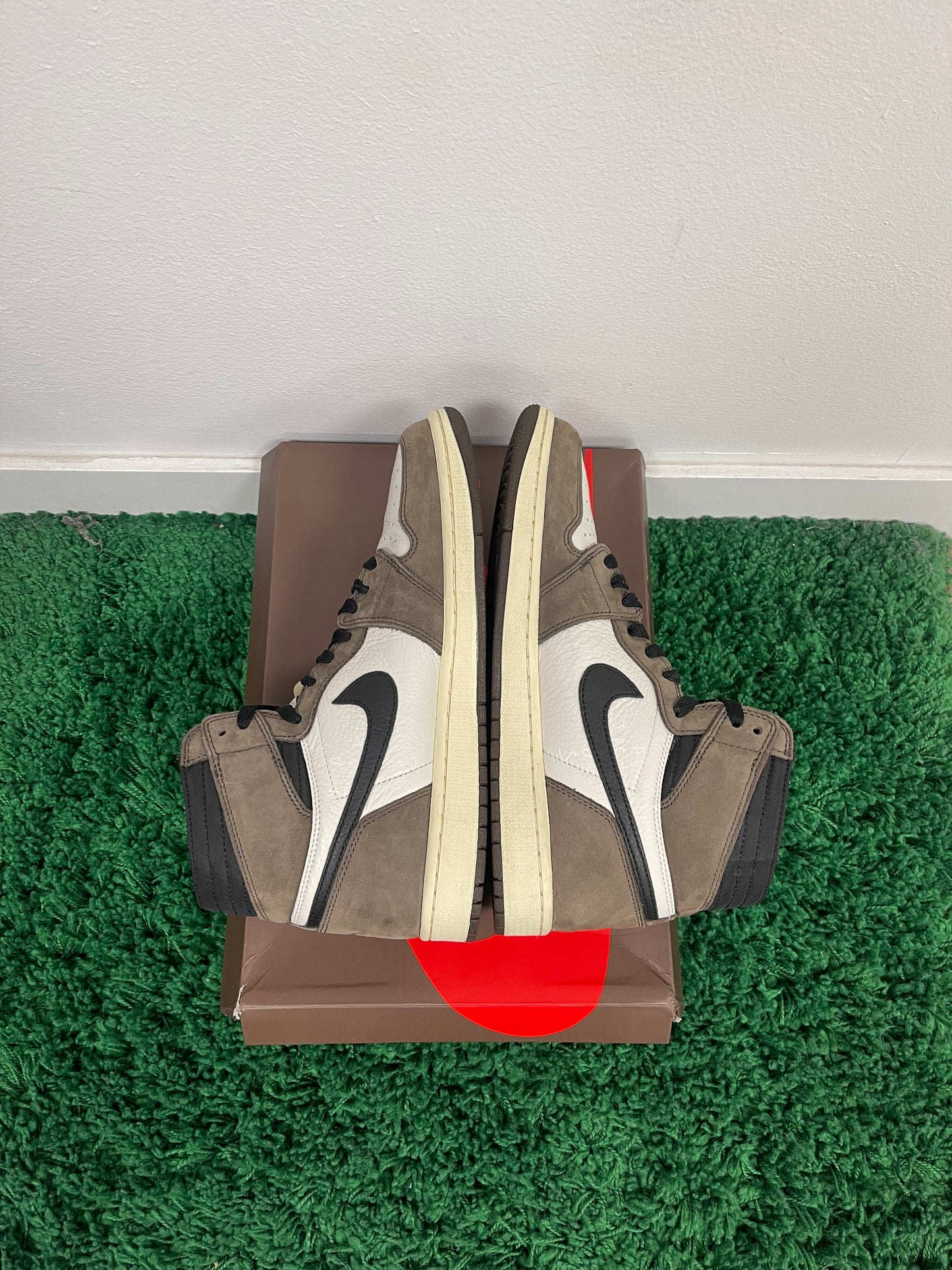 Used Jordan 1 Retro High OG SP Travis Scott Mocha (Men’s)
