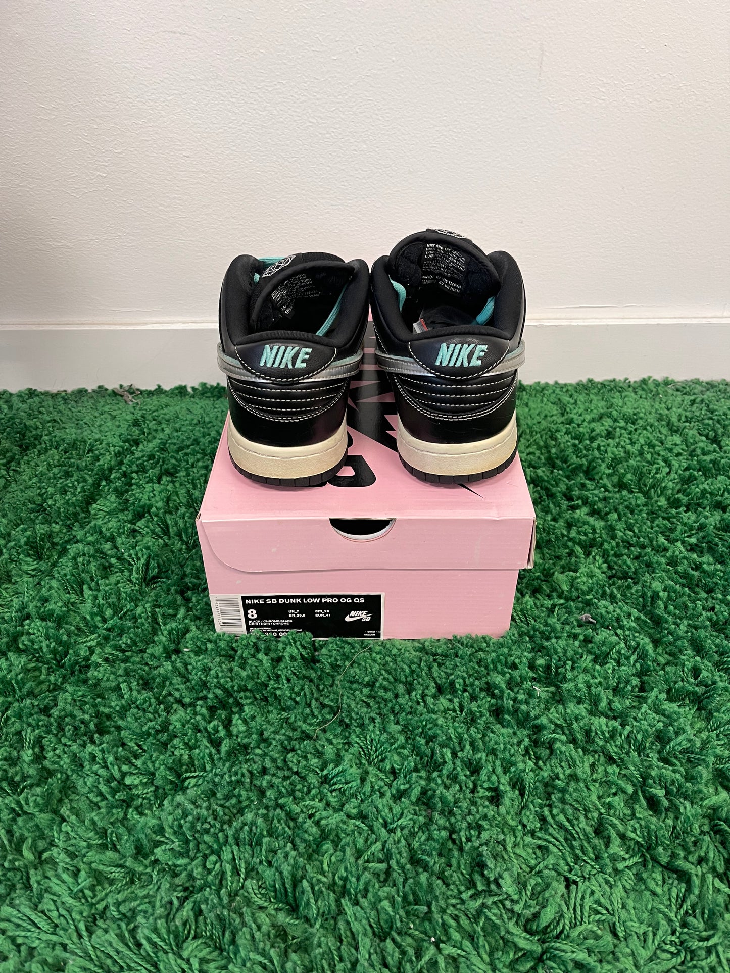 Used Nike SB Dunk Low Diamond Supply Co. Black Diamond (Men’s)