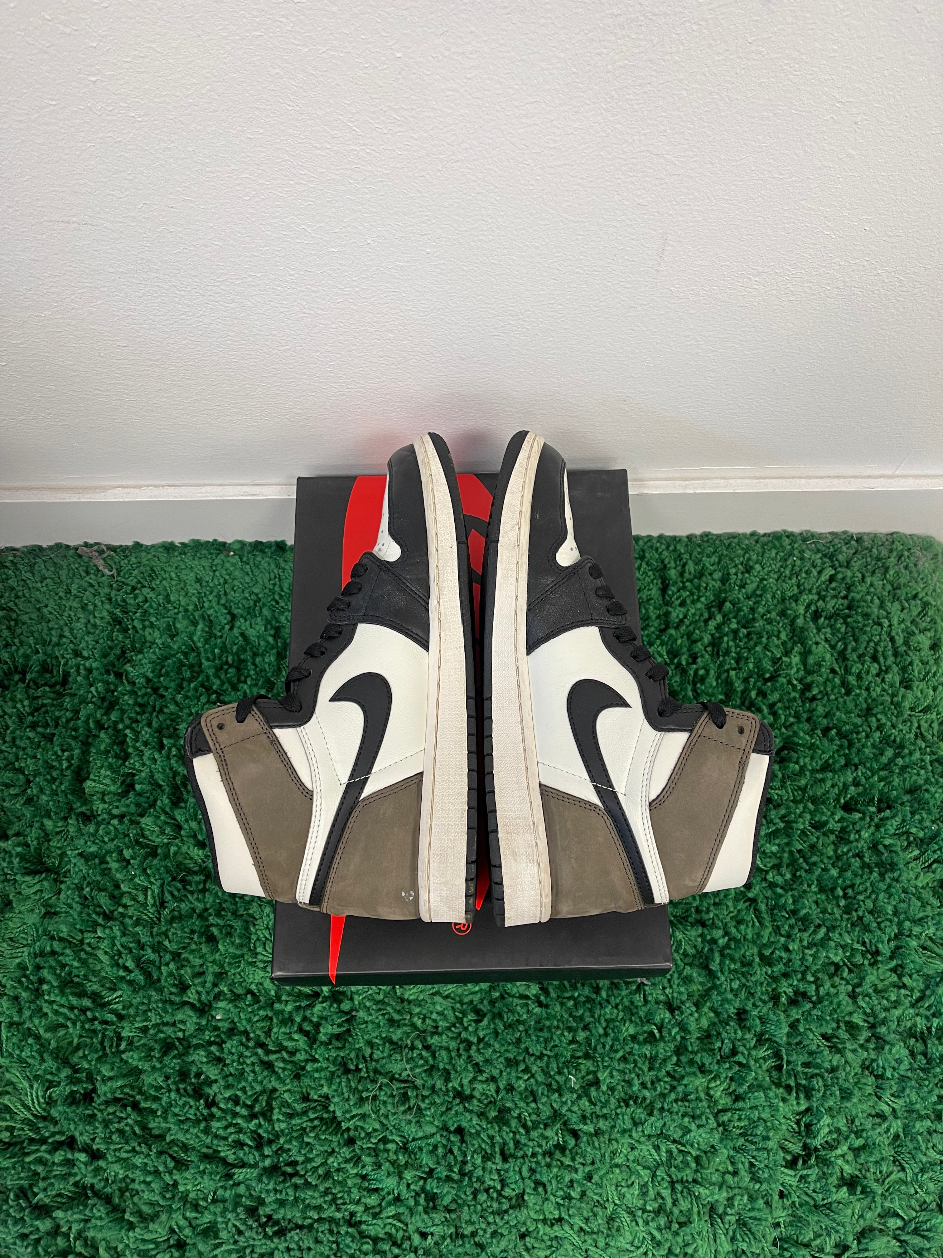 Used Jordan 1 Retro High OG Mocha (Men’s)
