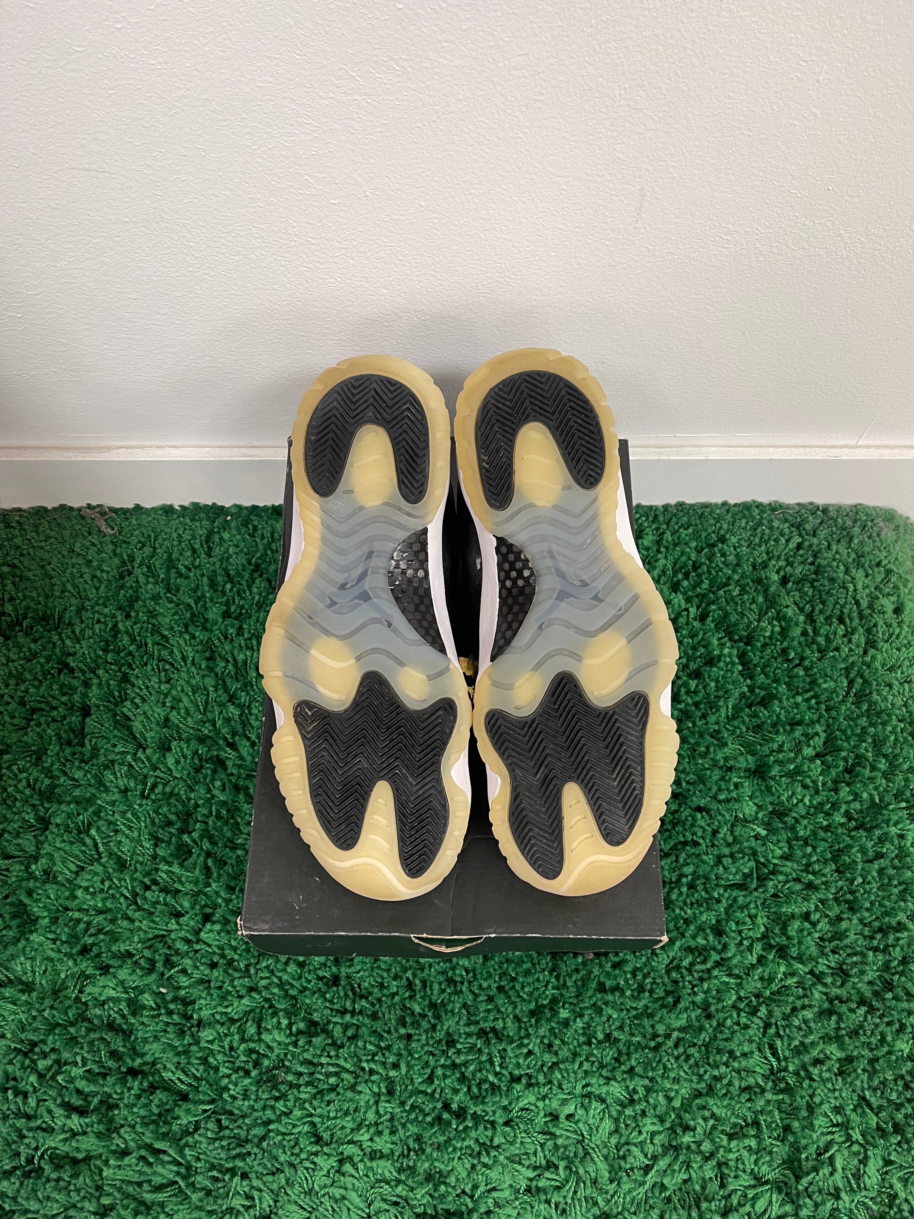 Used Jordan 11 Retro Low Barons (Men’s)