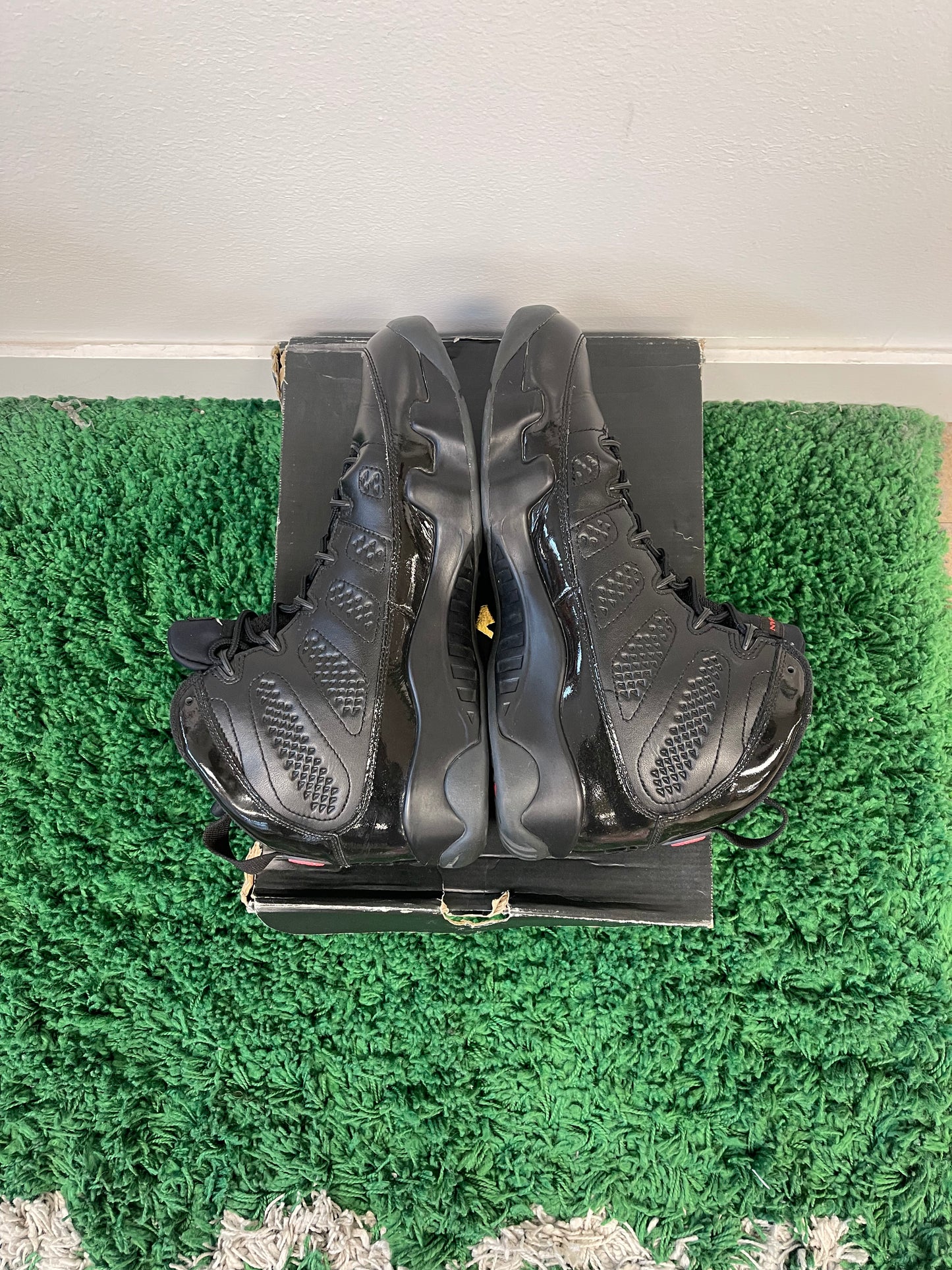 Used Jordan 9 Retro Bred Patent (Men’s)