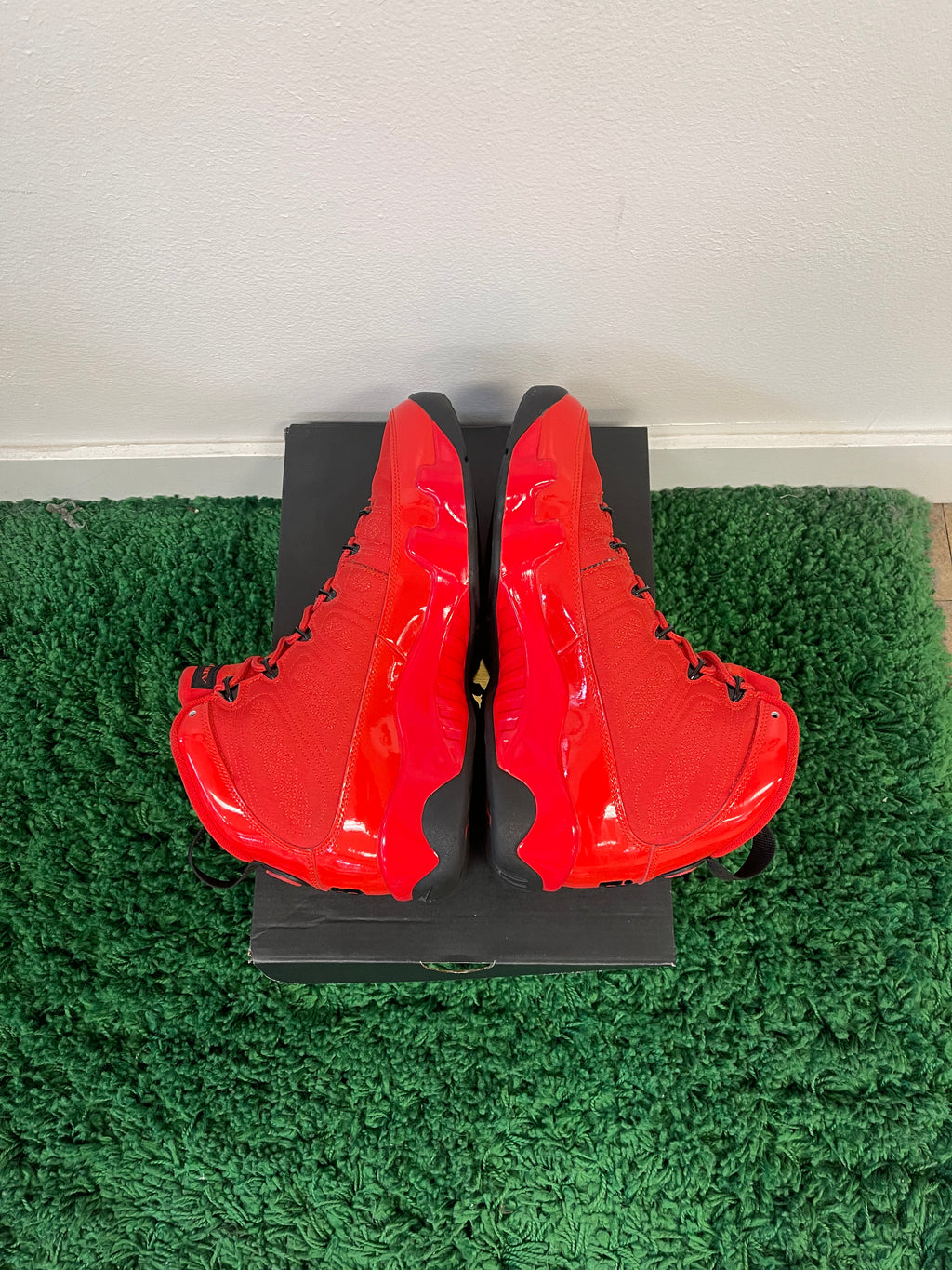 Used Jordan 9 Retro Chile Red (Men’s)