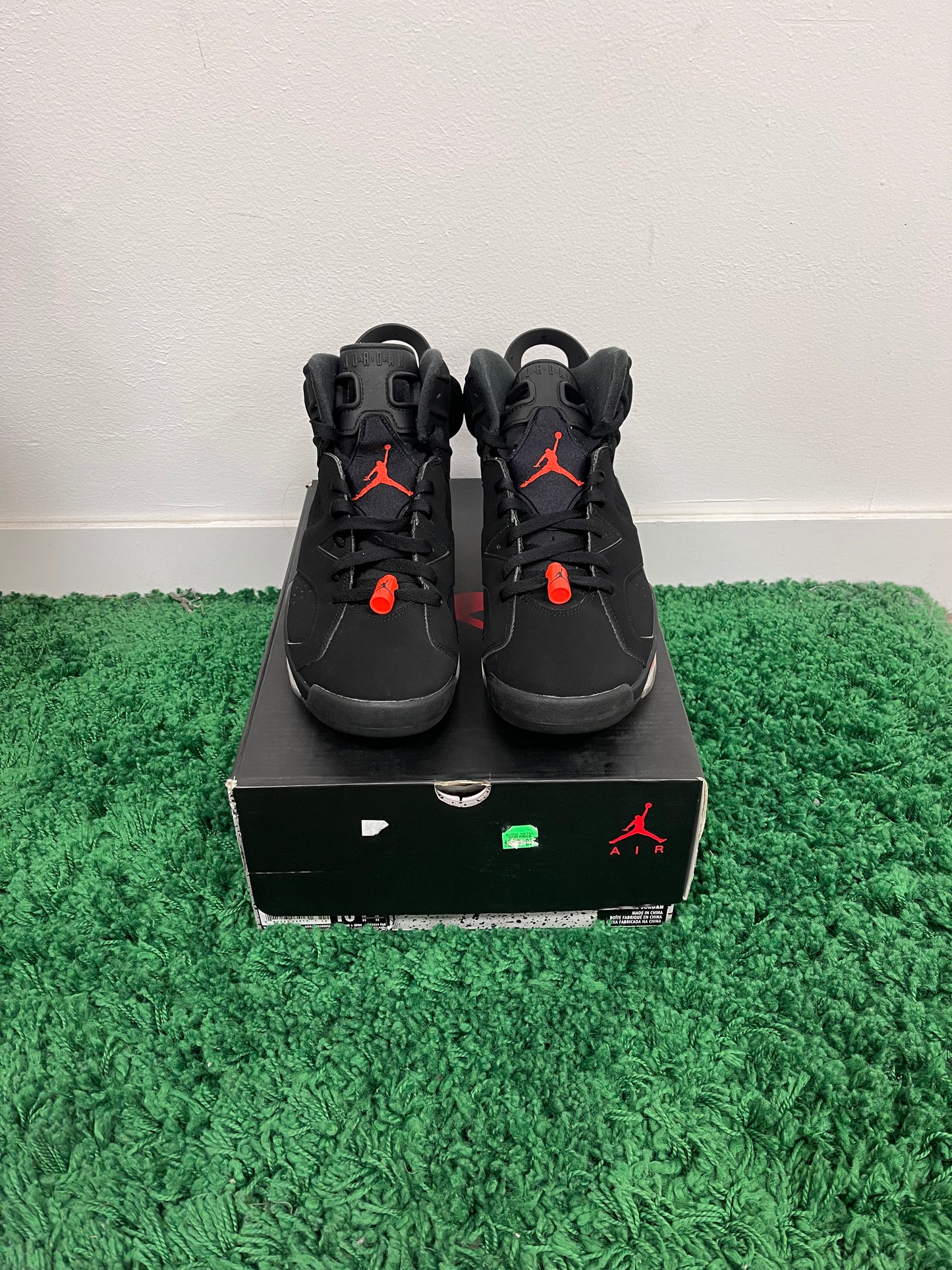 Used Jordan 6 Retro Black Infrared 2019 (Men’s)